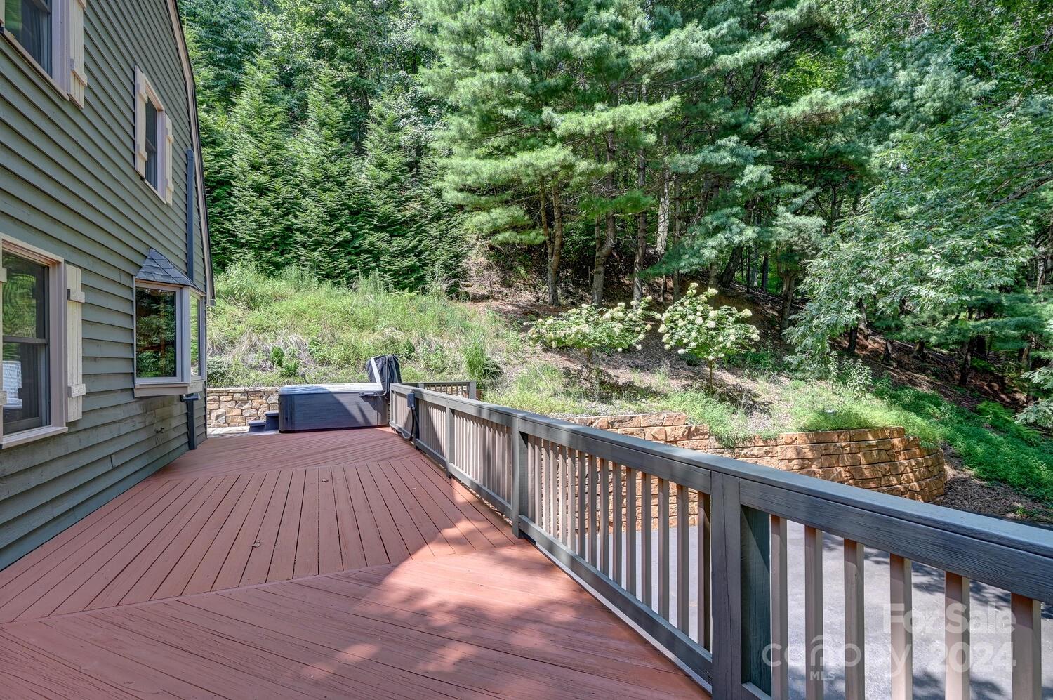 4 Poplar Drive