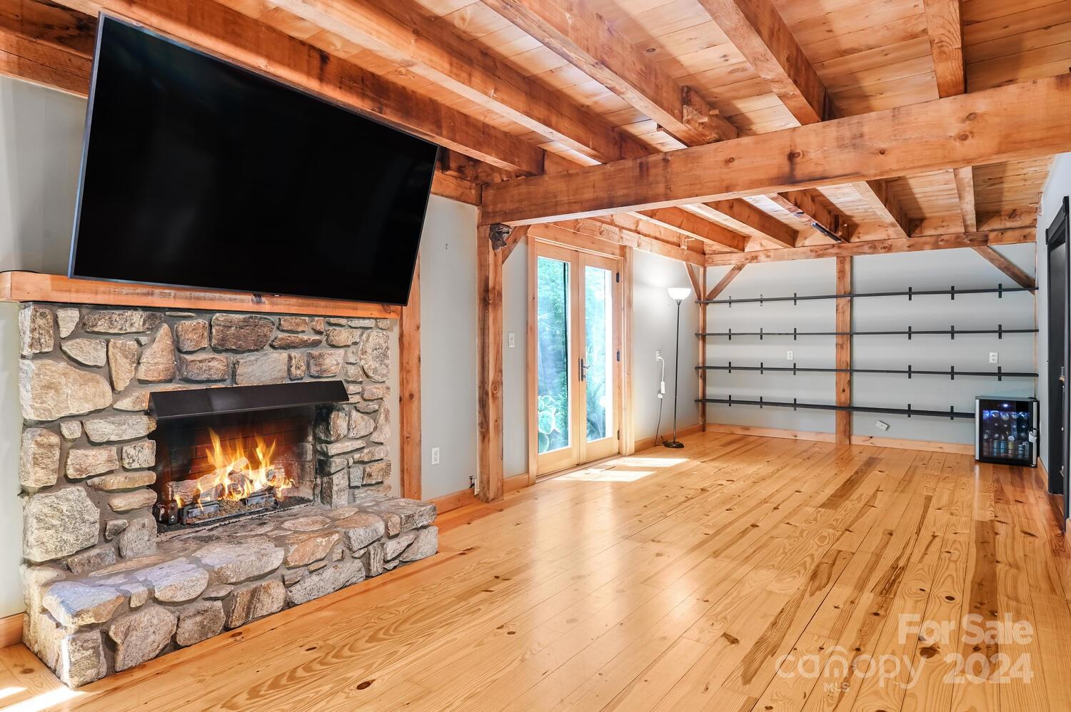 4 Poplar Drive