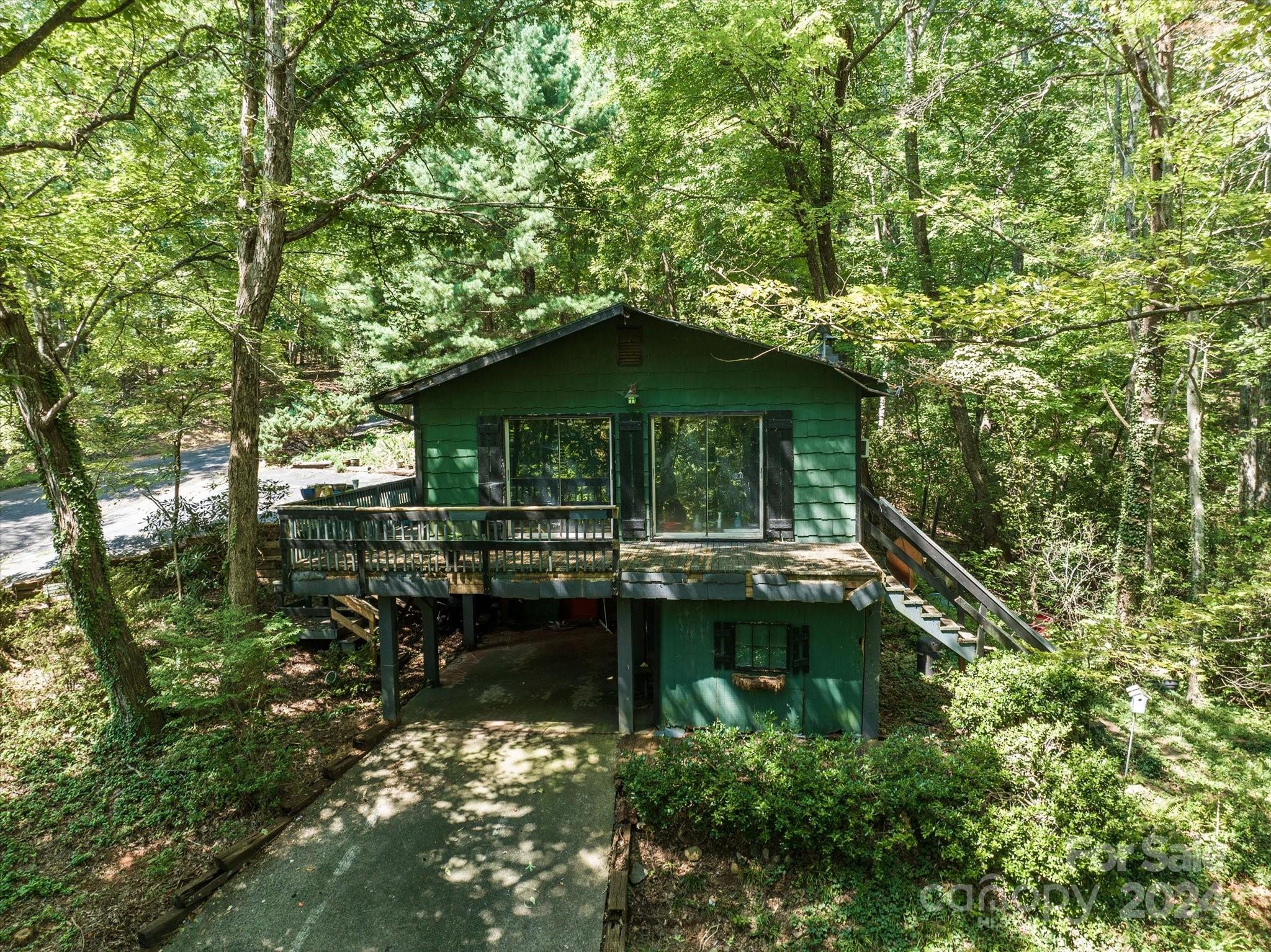 272 Bluebird Road