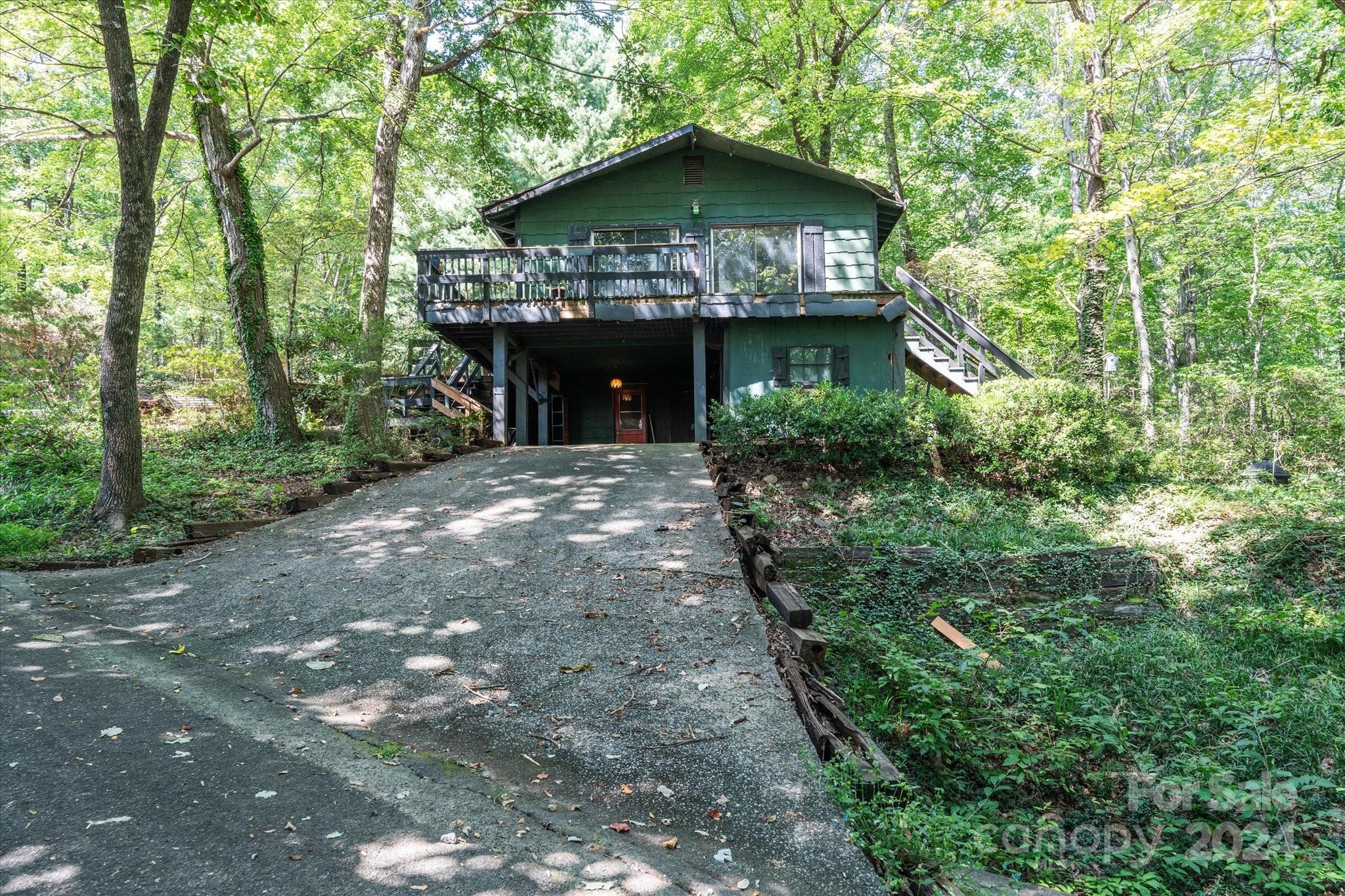 272 Bluebird Road