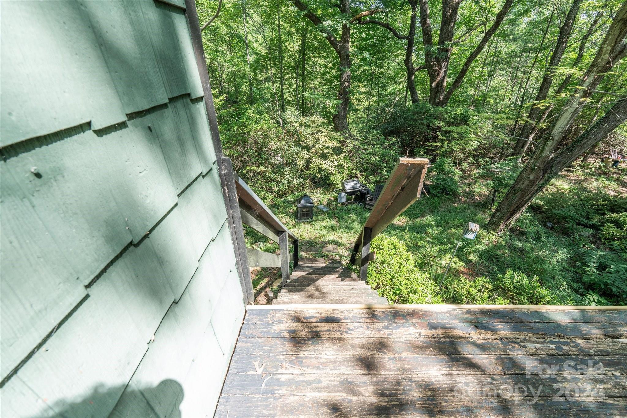 272 Bluebird Road