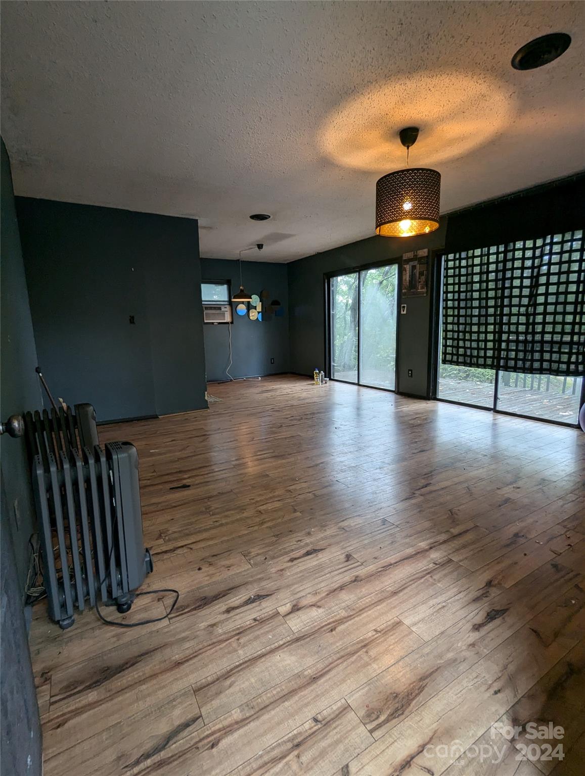 272 Bluebird Road