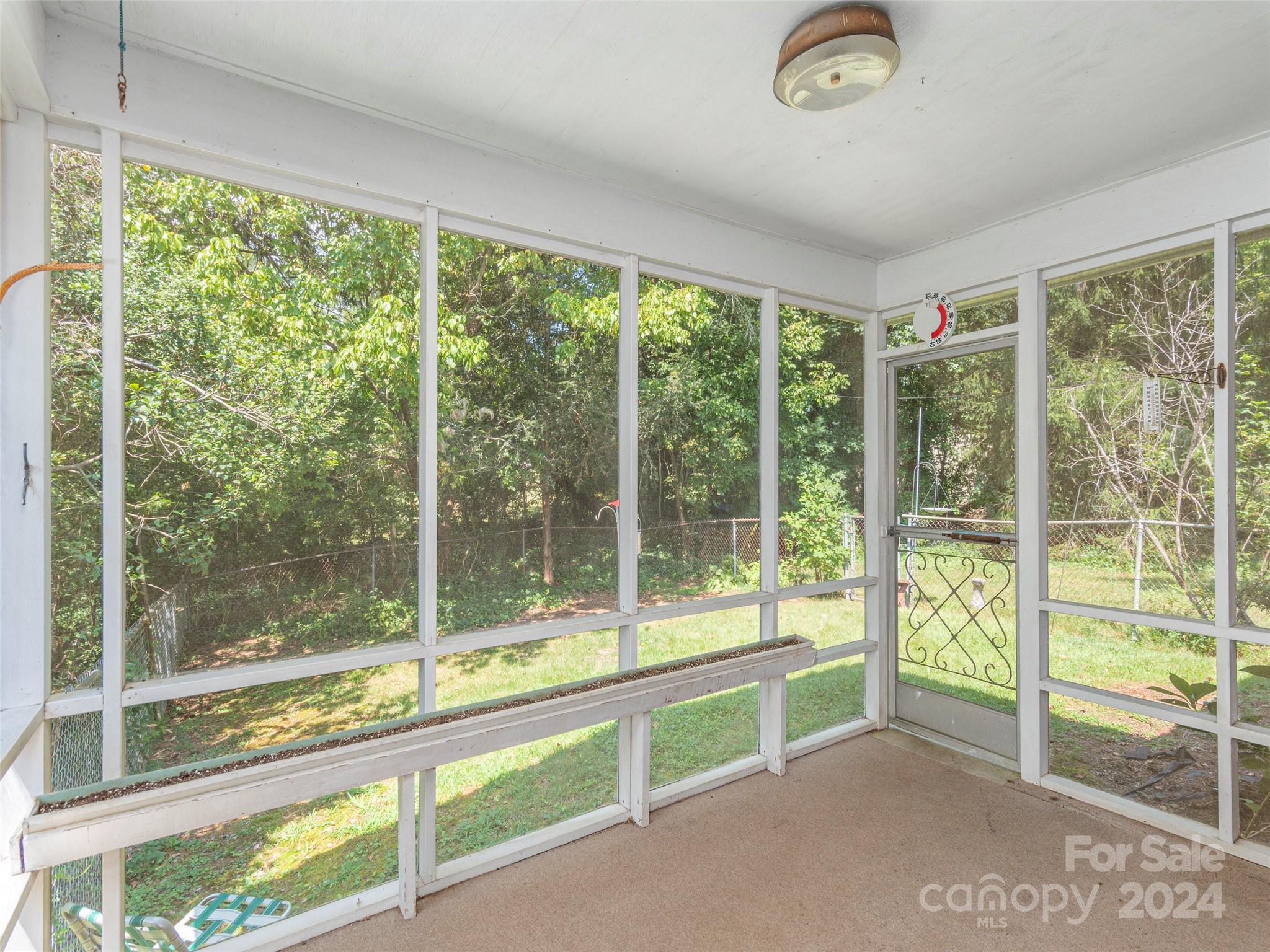 304 Oklawaha Circle