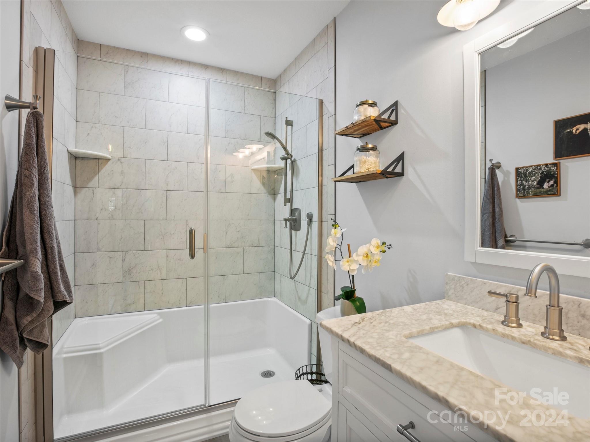 121 N Britton Creek Court
