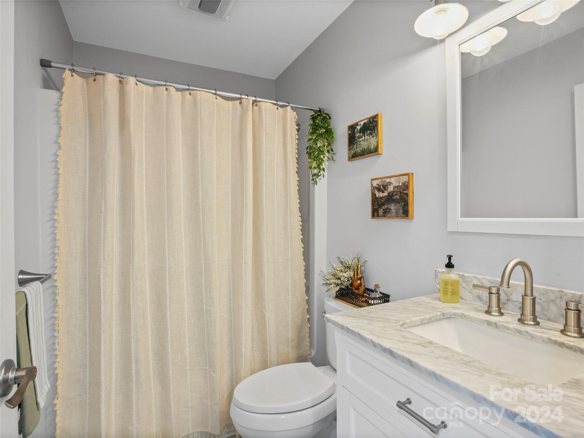 121 N Britton Creek Court