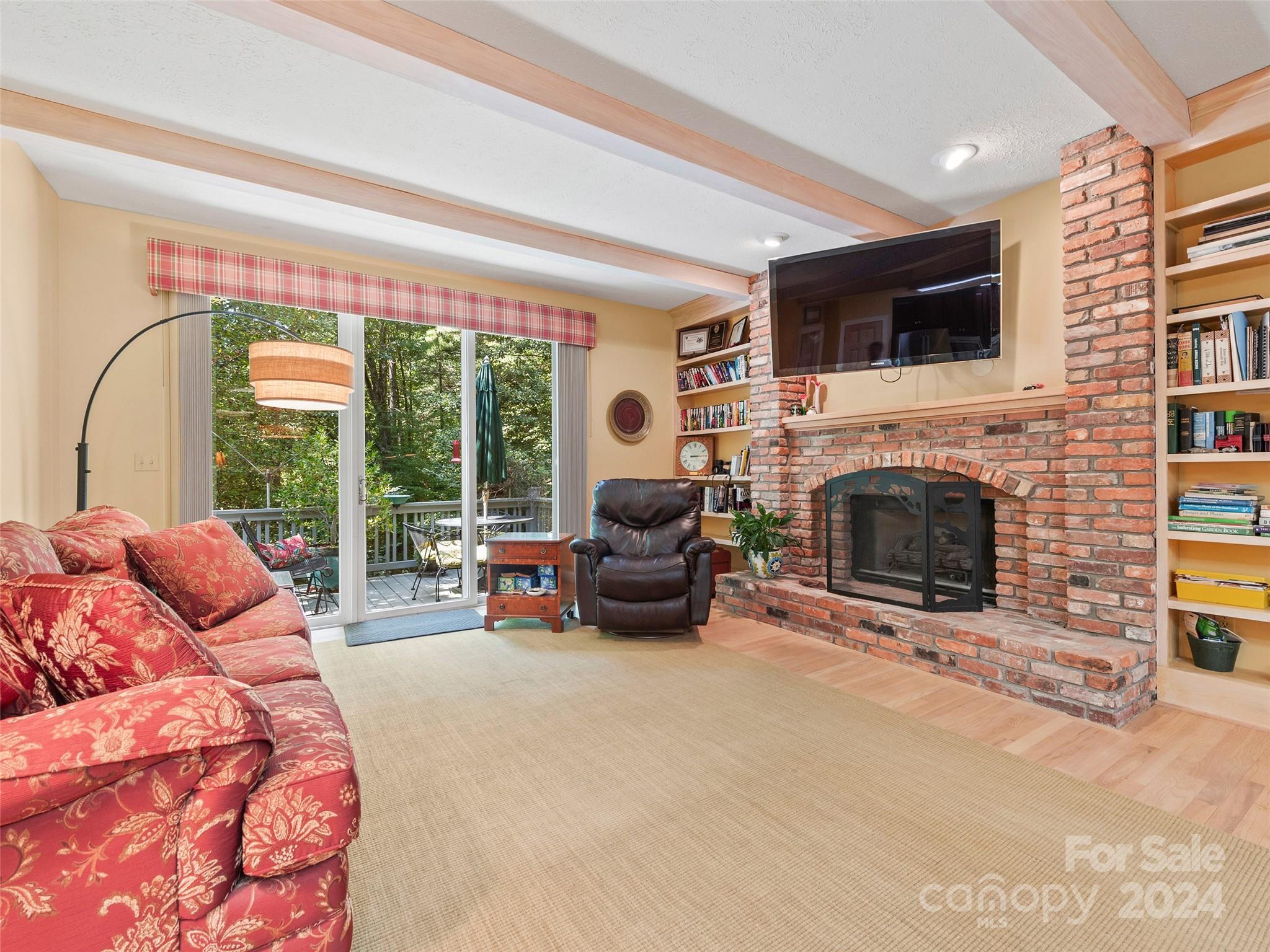 2509 Little River Road