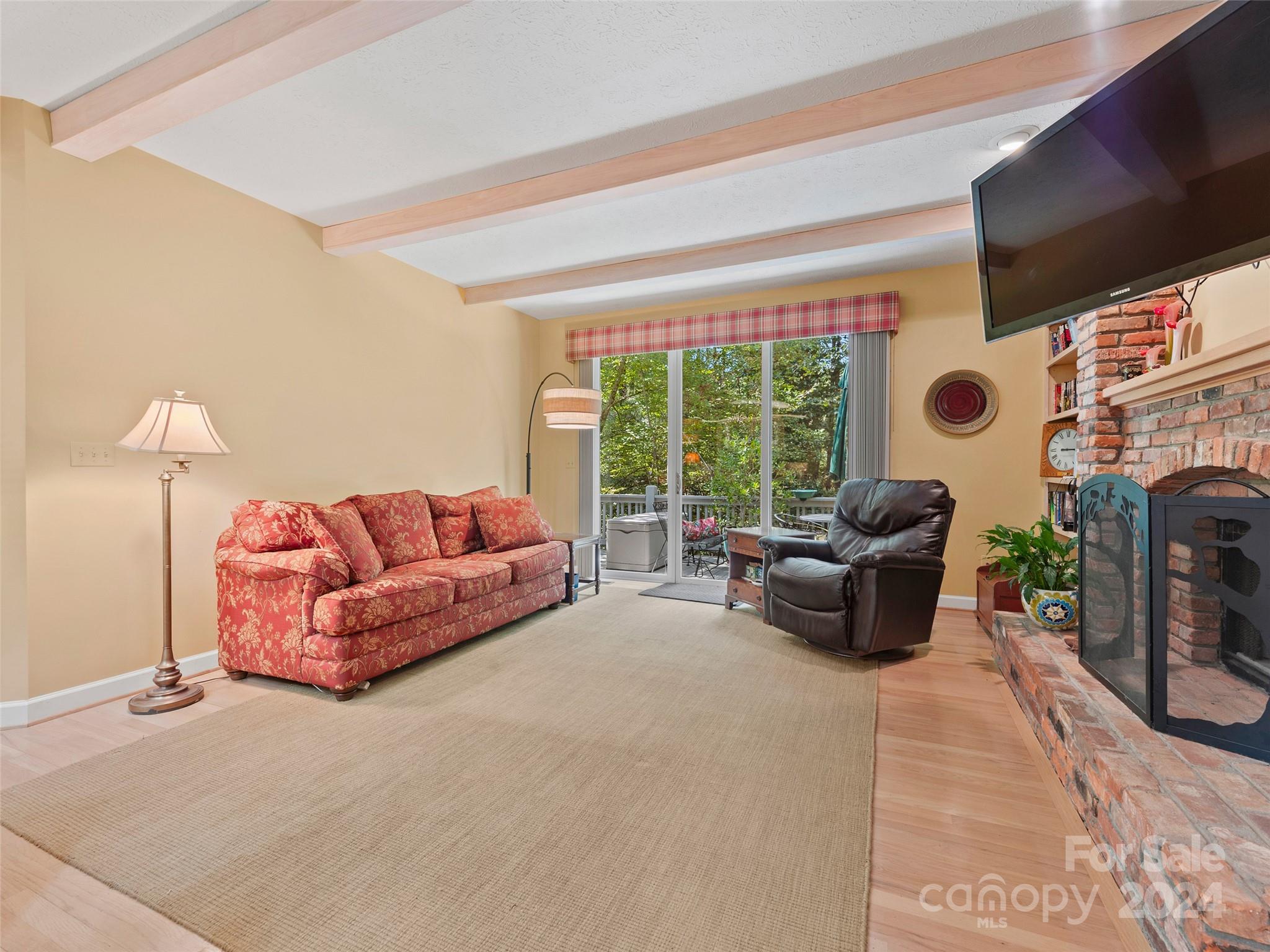 2509 Little River Road