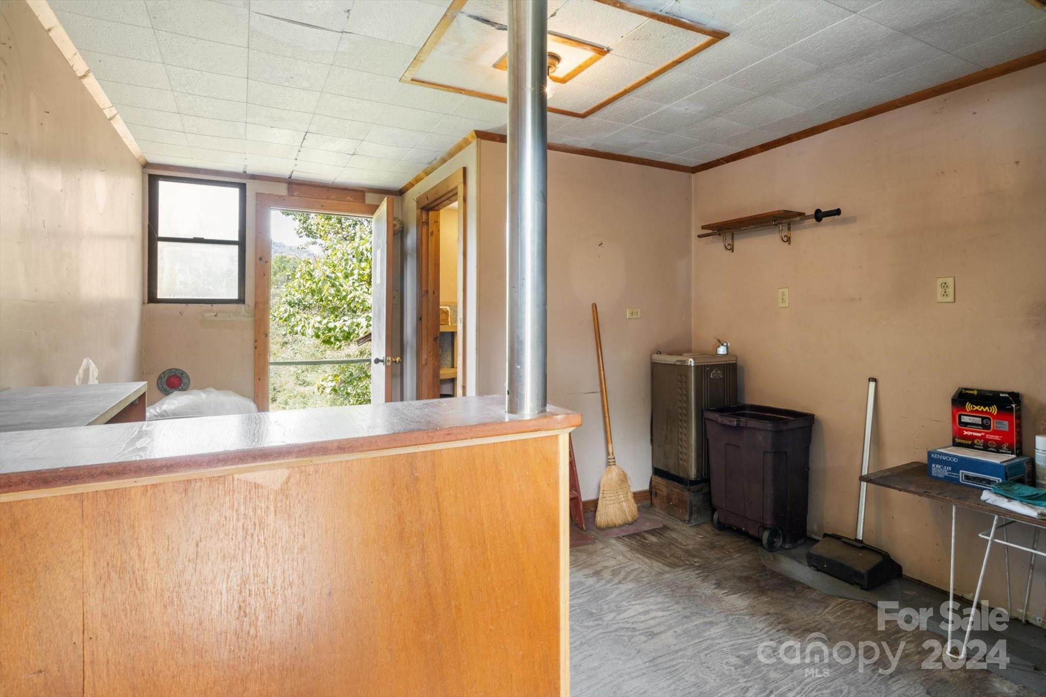 1543 Talley Road