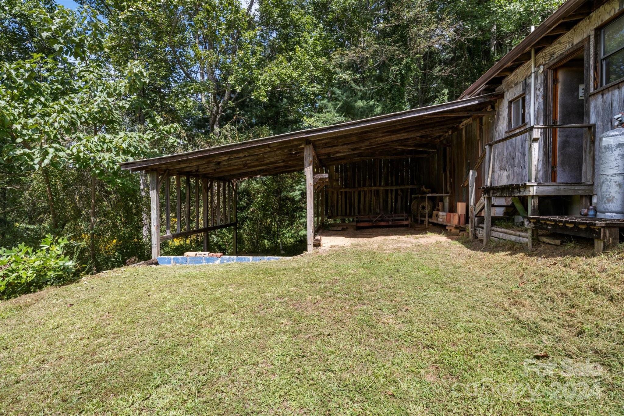 1543 Talley Road