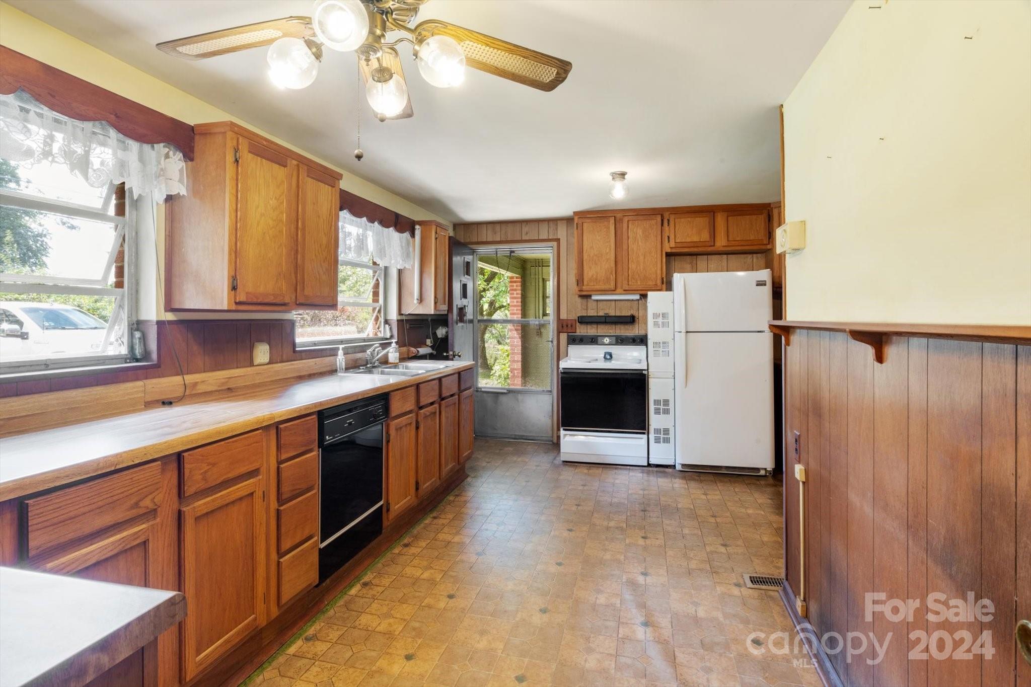 1543 Talley Road