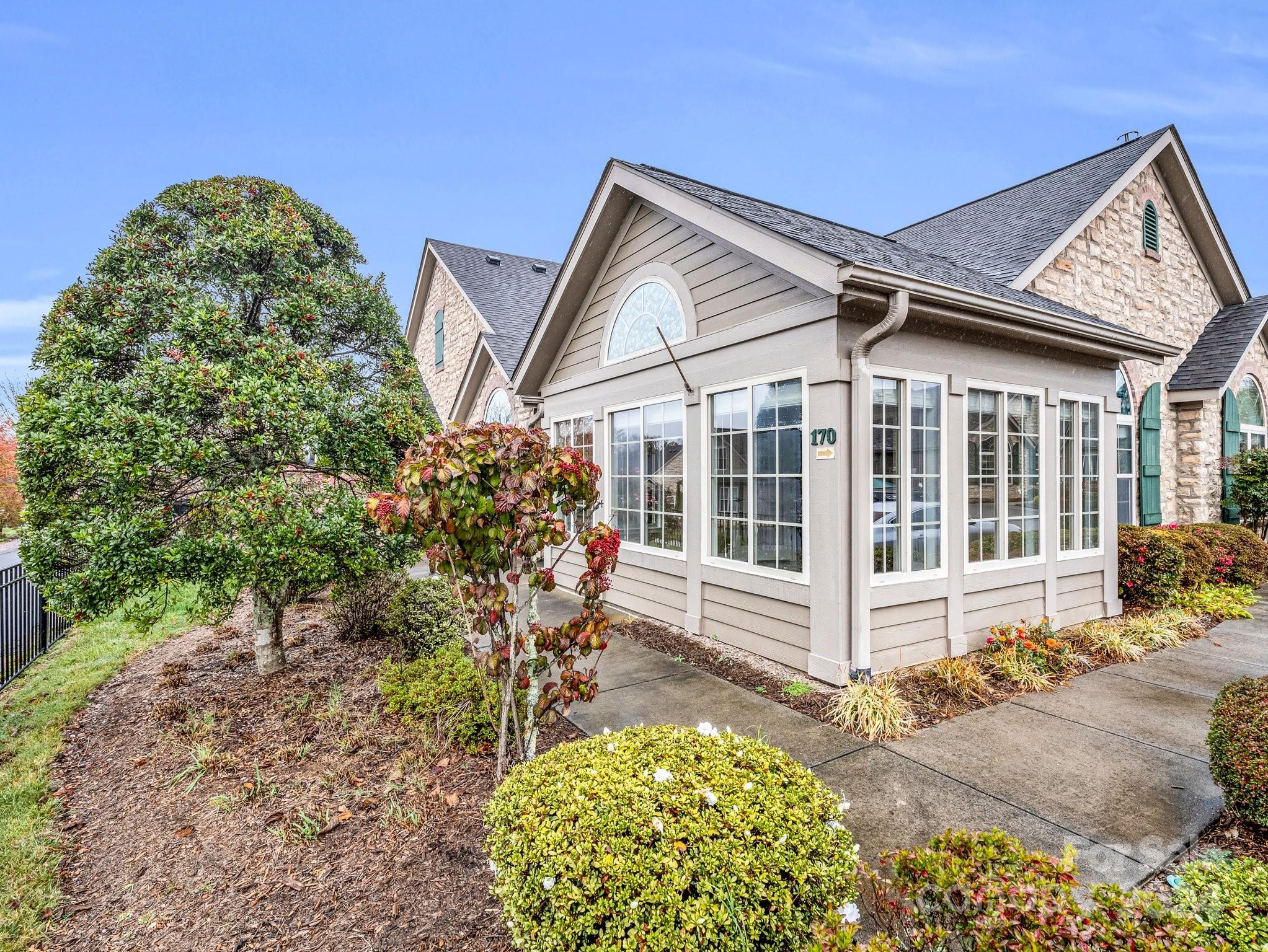 168 Summerfield Place