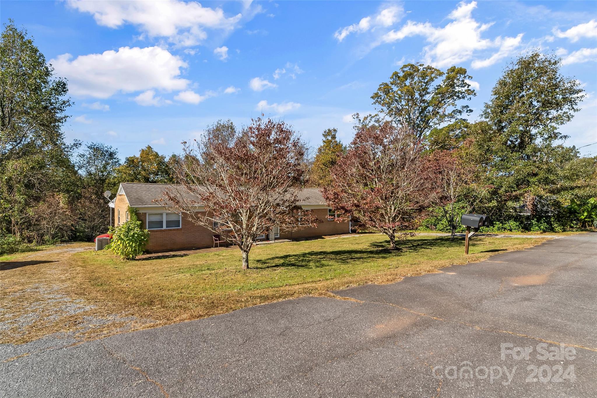 202/204 Barbour Drive