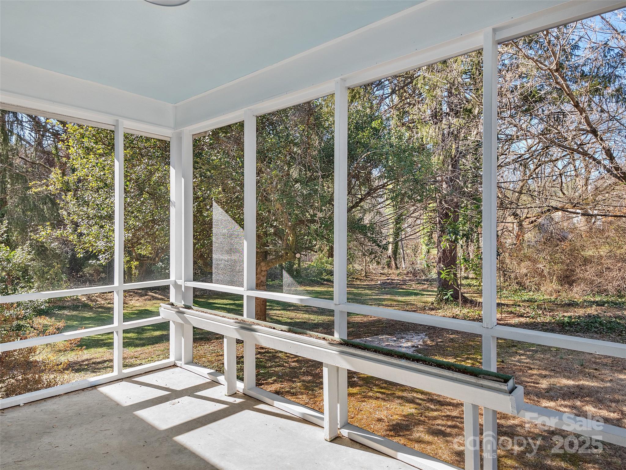 304 Oklawaha Circle