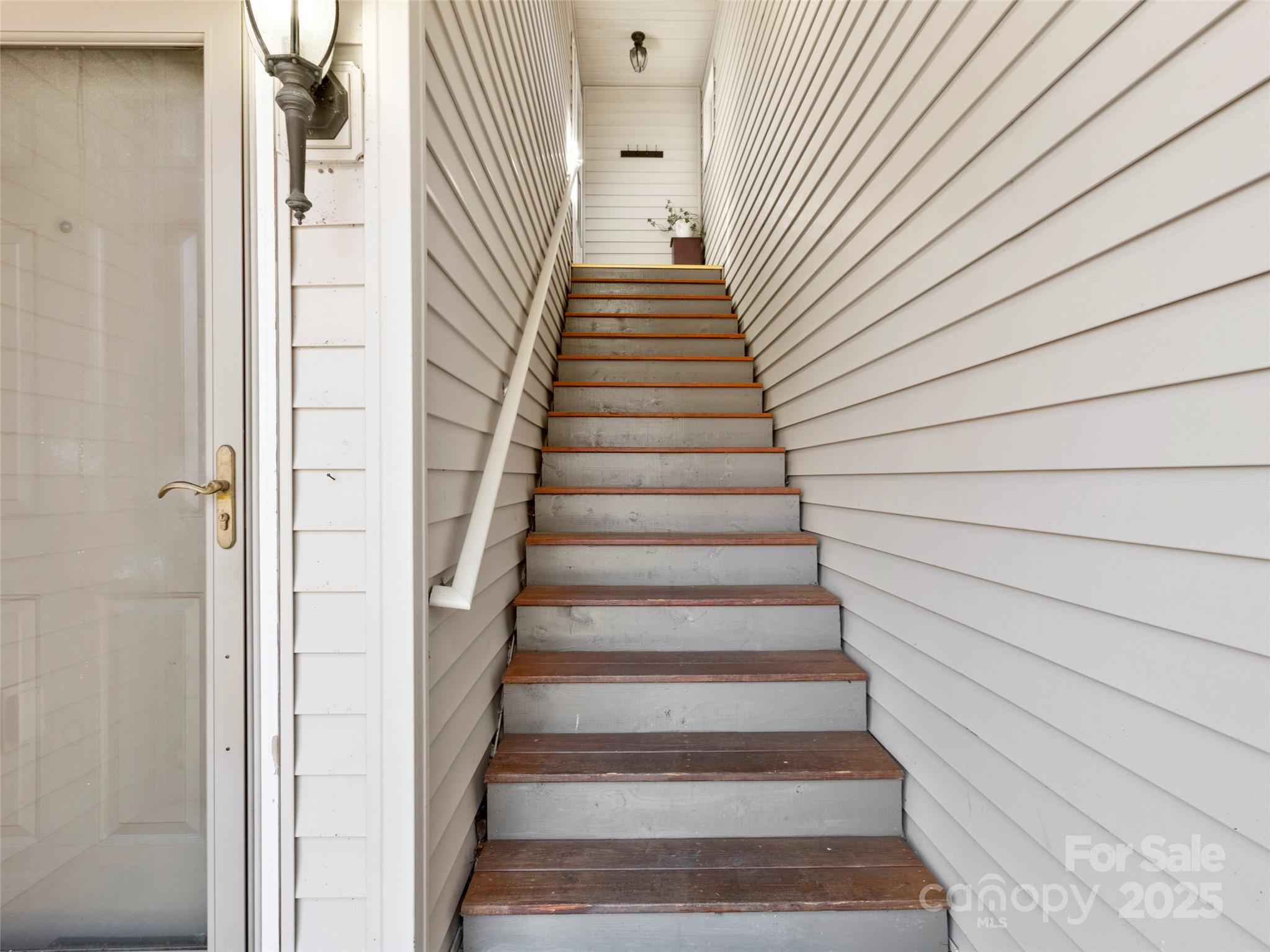 252 Wash Creek Drive Unit: H