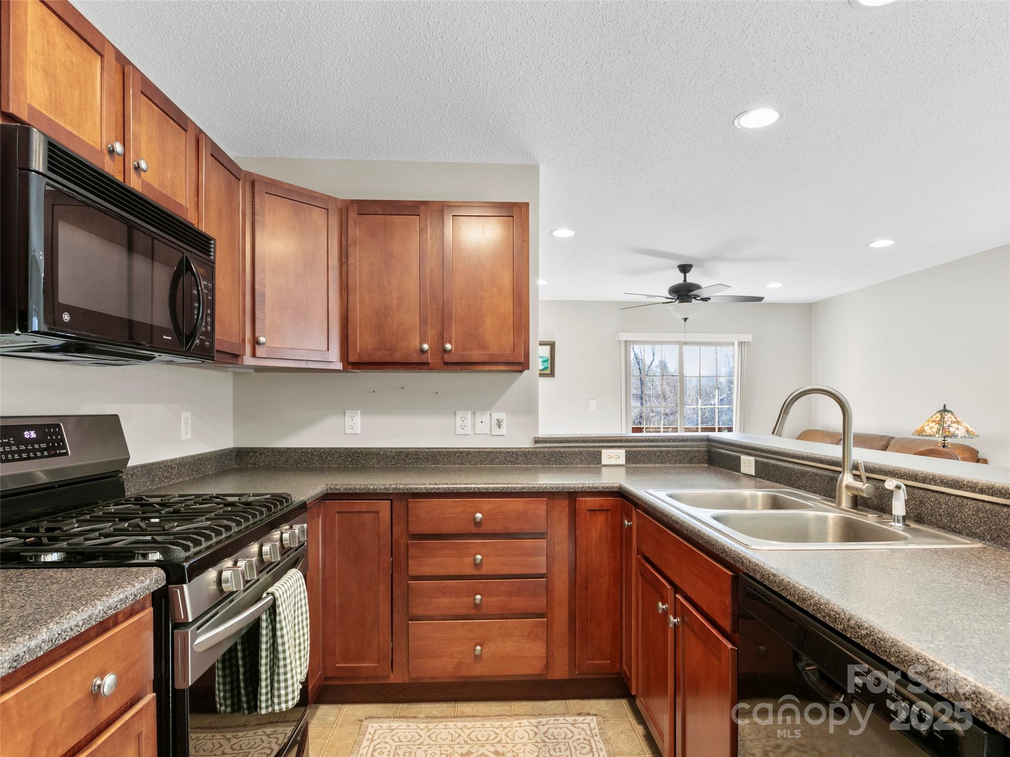252 Wash Creek Drive Unit: H