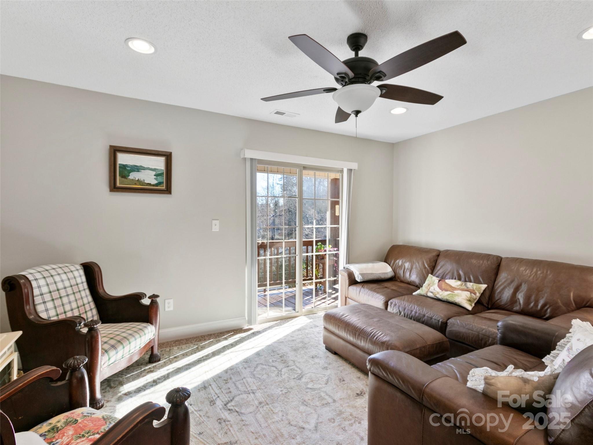 252 Wash Creek Drive Unit: H