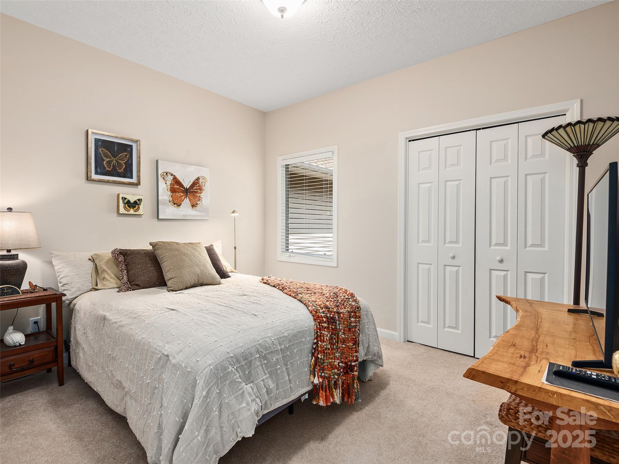 2206 E Cumming Woods Lane Unit: 10