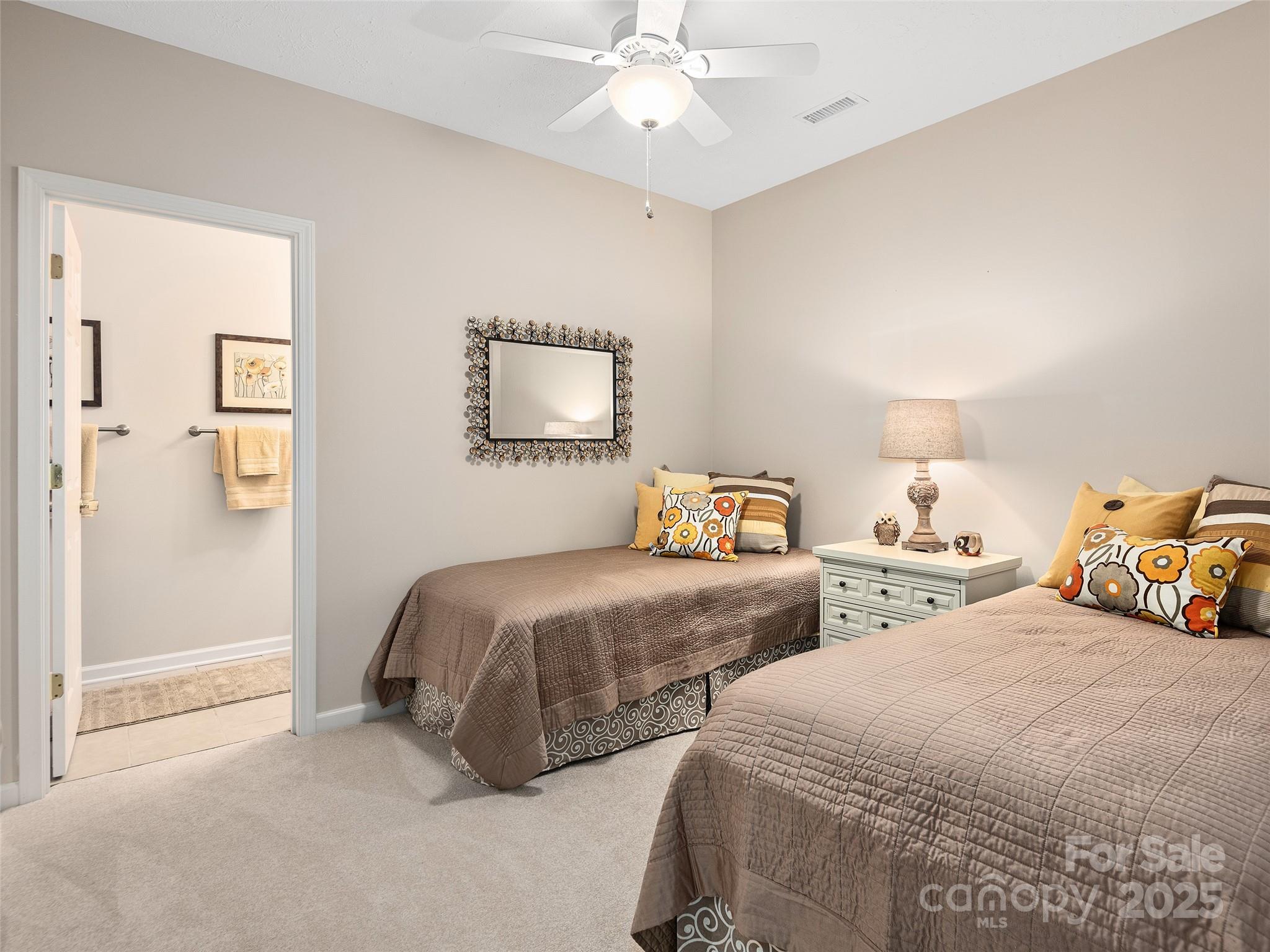 2206 E Cumming Woods Lane Unit: 10