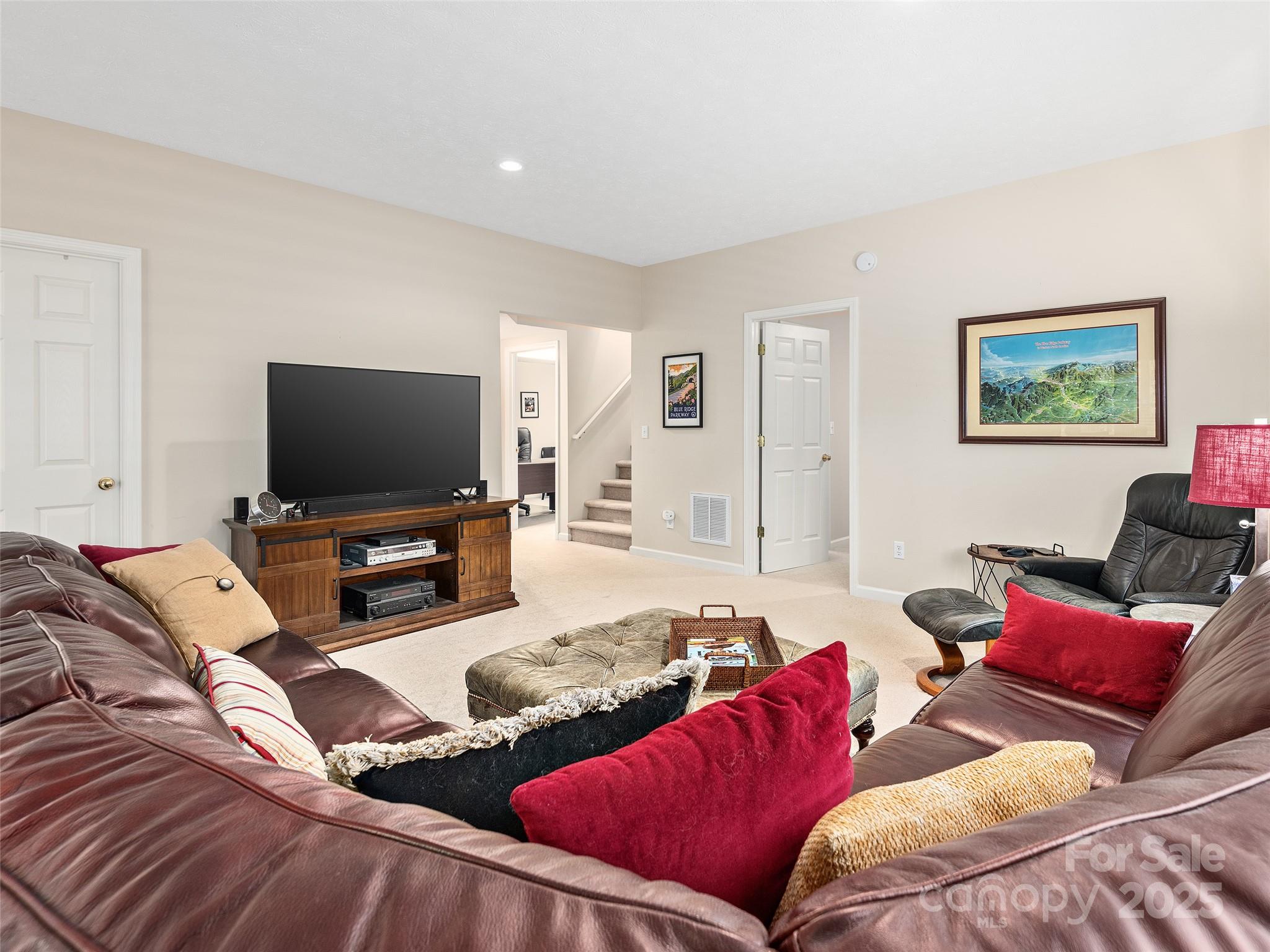 2206 E Cumming Woods Lane Unit: 10