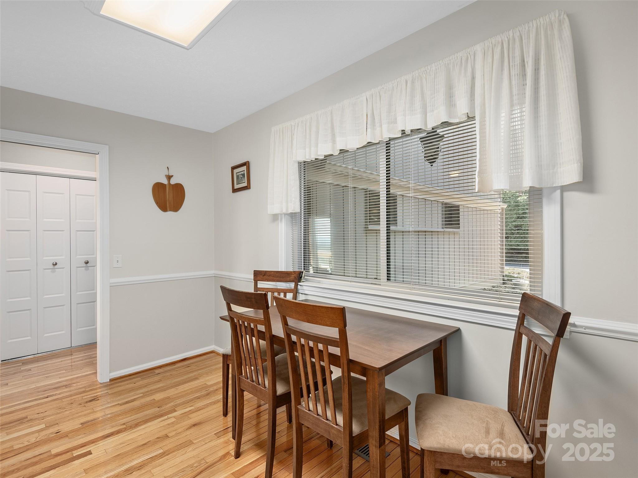 516 Davis Mountain Road