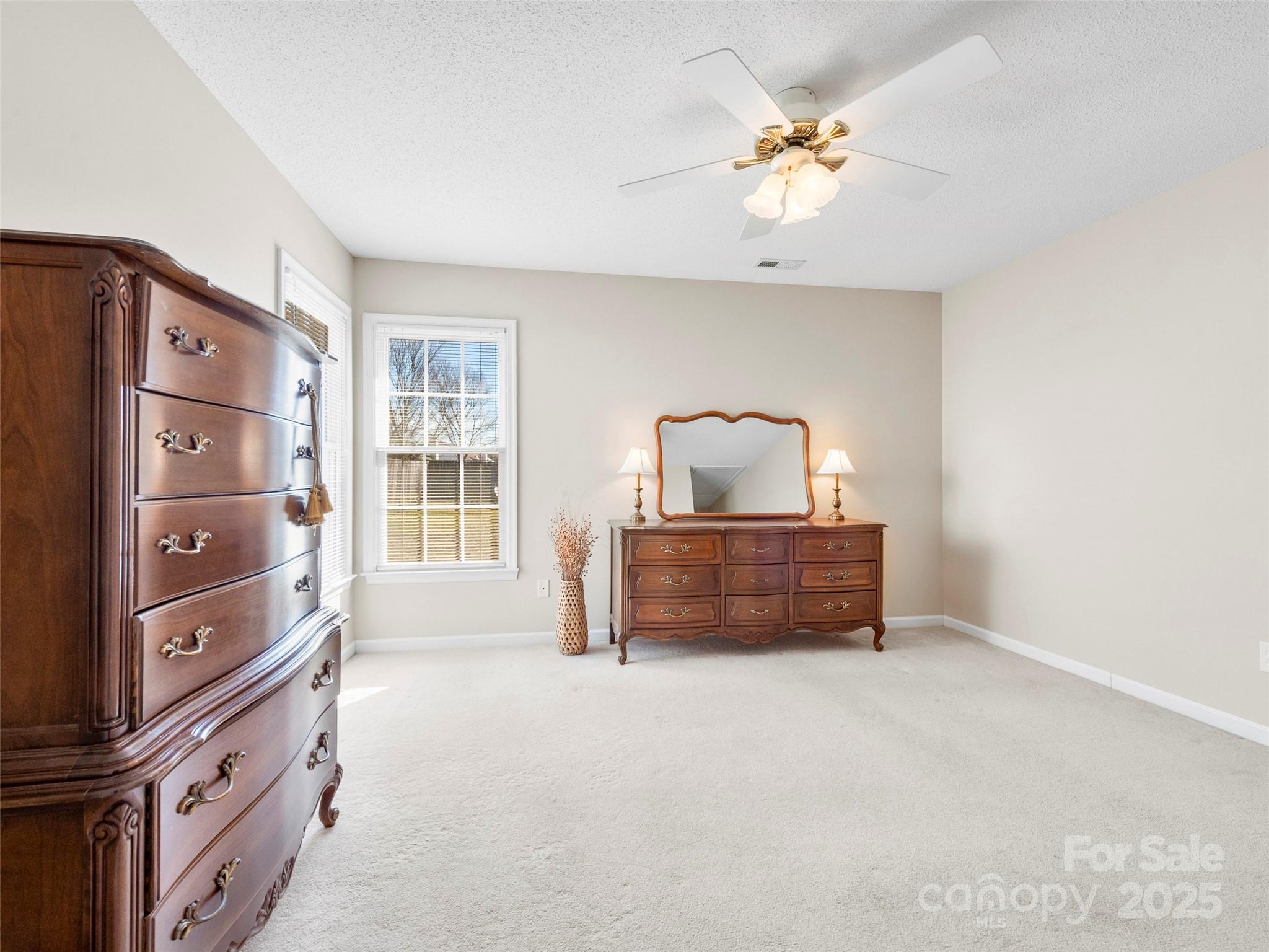 1003 Thorncrest Drive