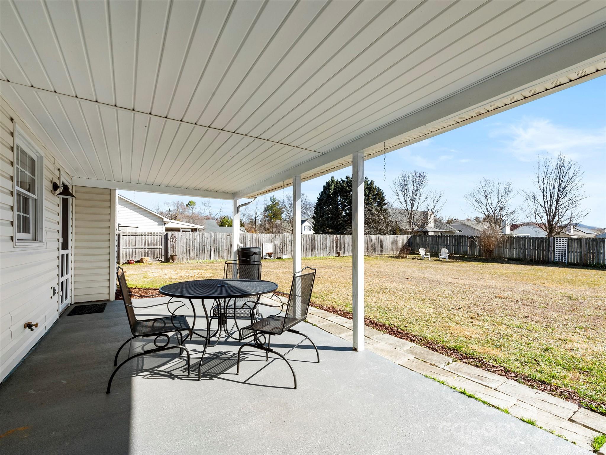 1003 Thorncrest Drive