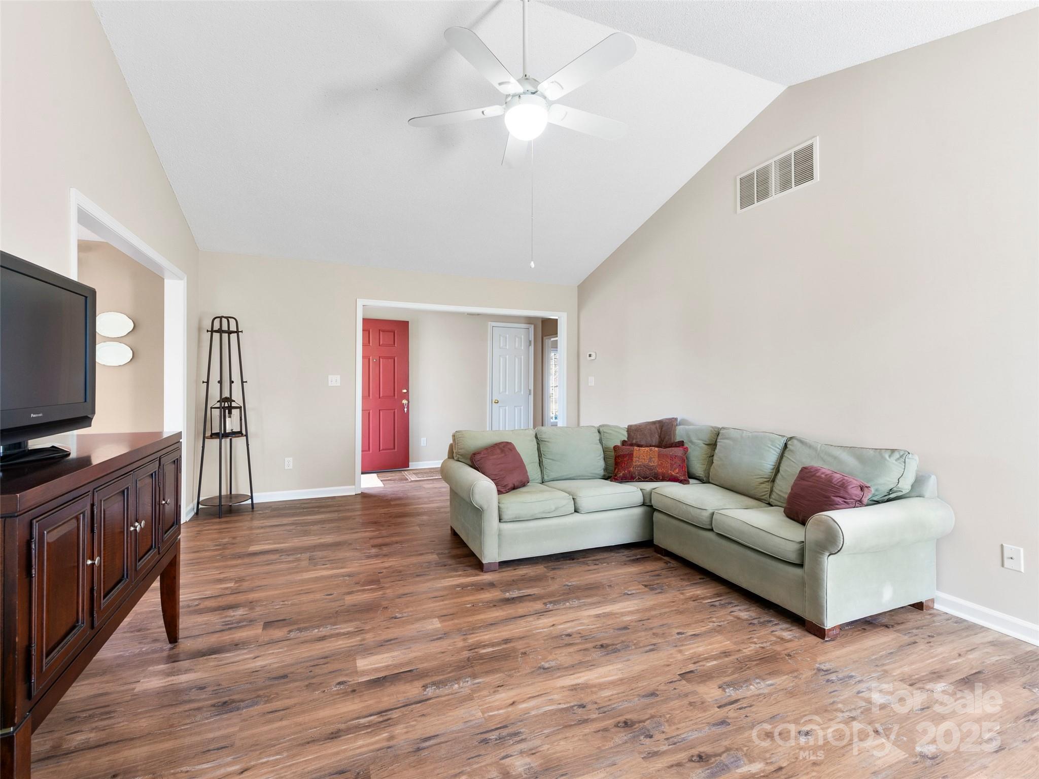 1003 Thorncrest Drive