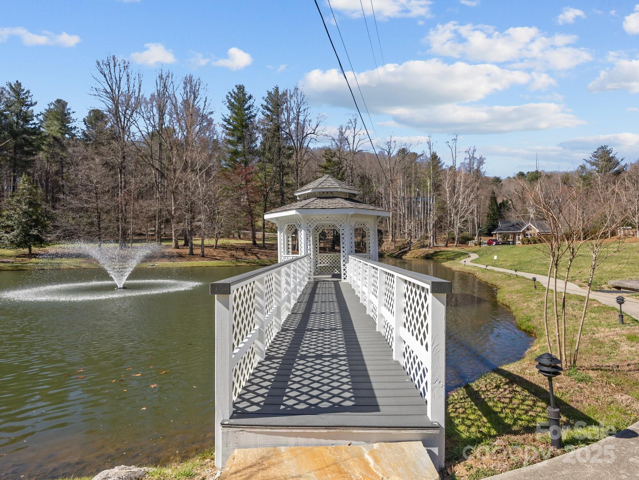 43 Golden Pond Way