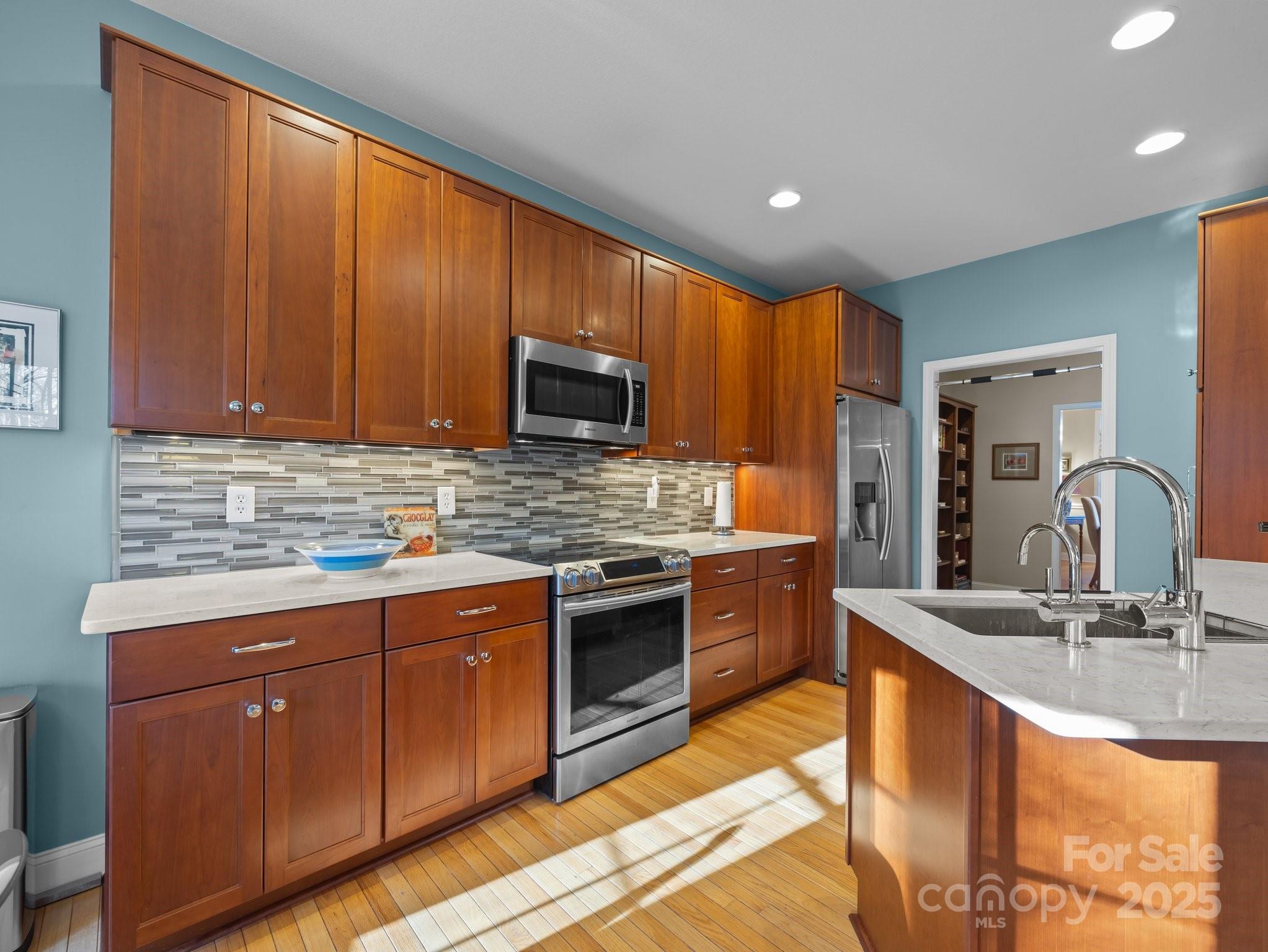 43 Golden Pond Way