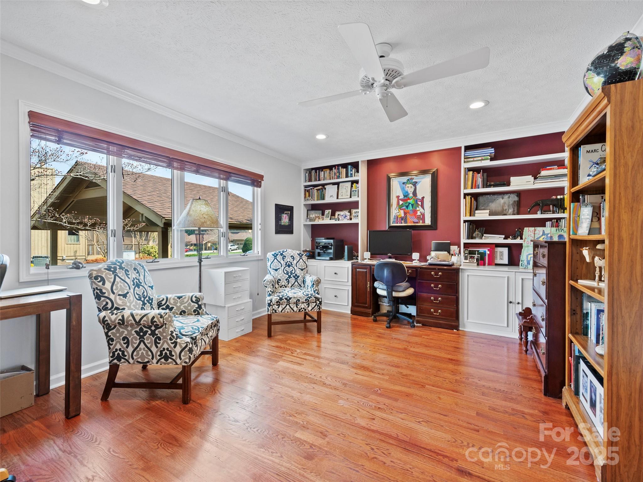 205 Wild Oak Lane