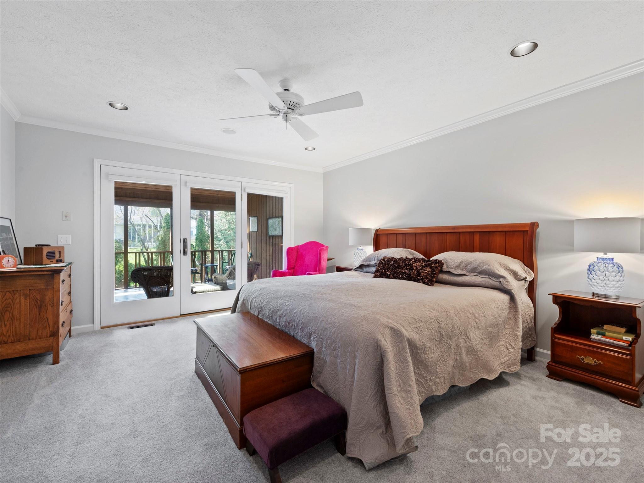 205 Wild Oak Lane