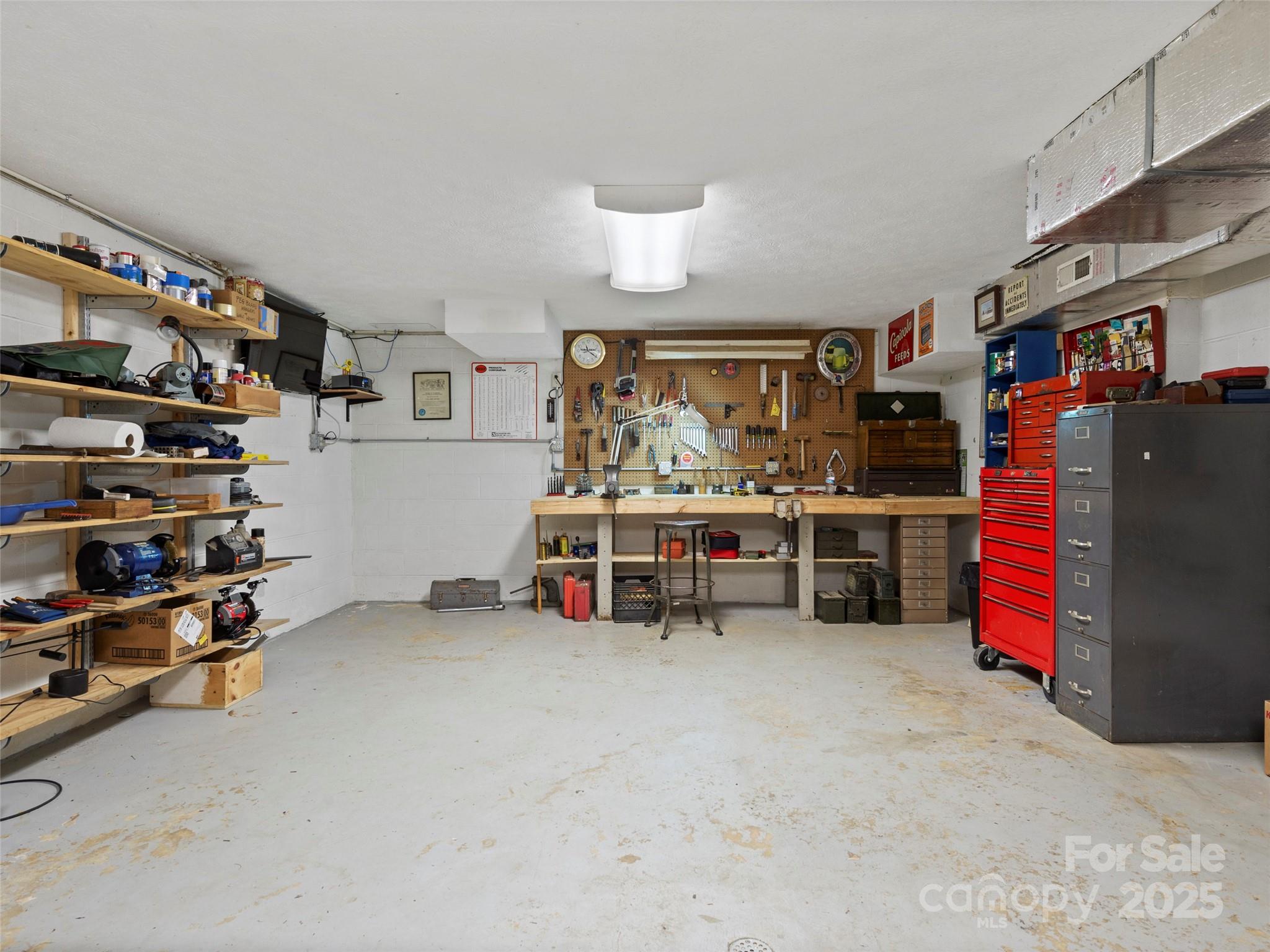 205 Wild Oak Lane