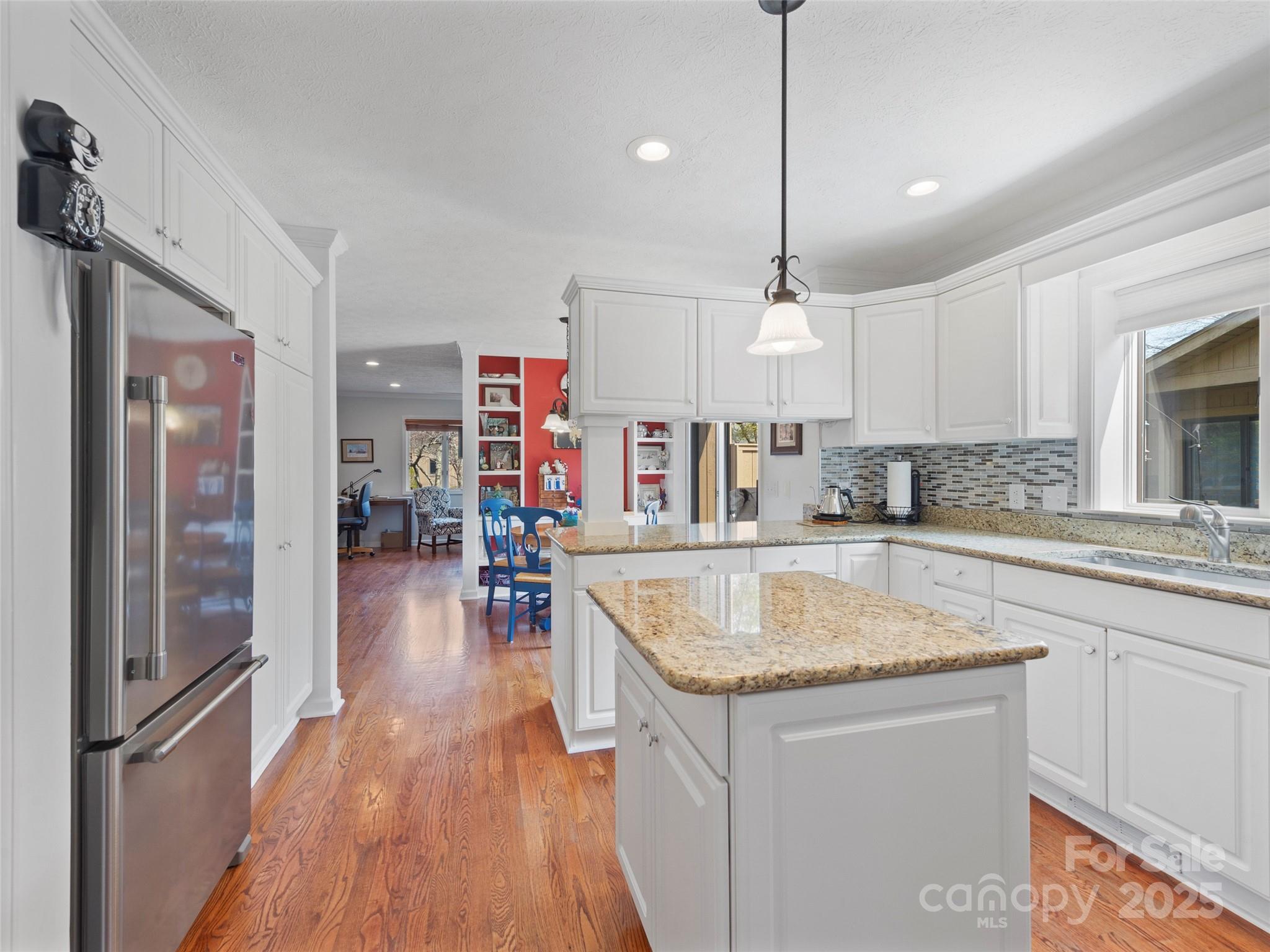 205 Wild Oak Lane
