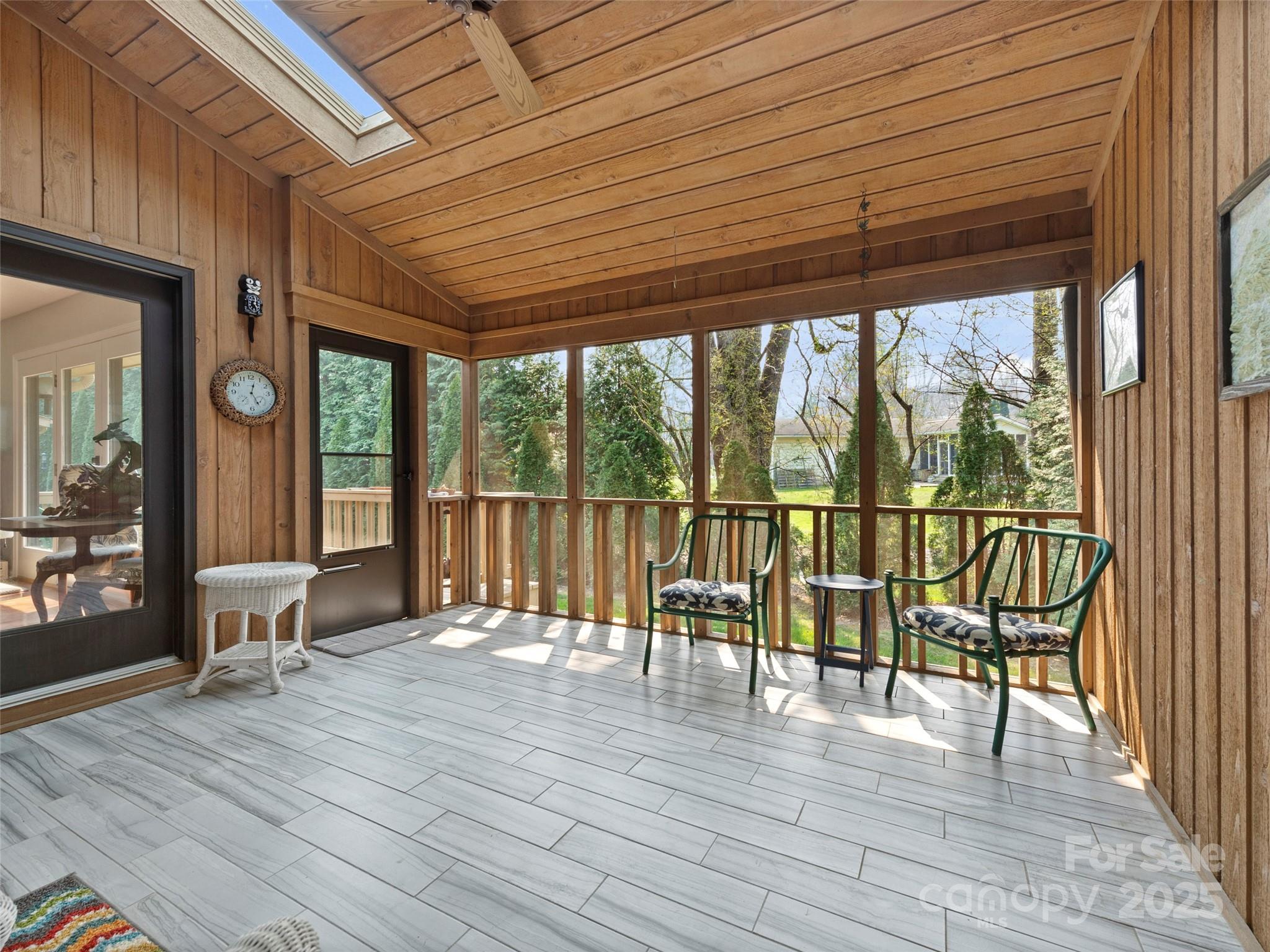 205 Wild Oak Lane