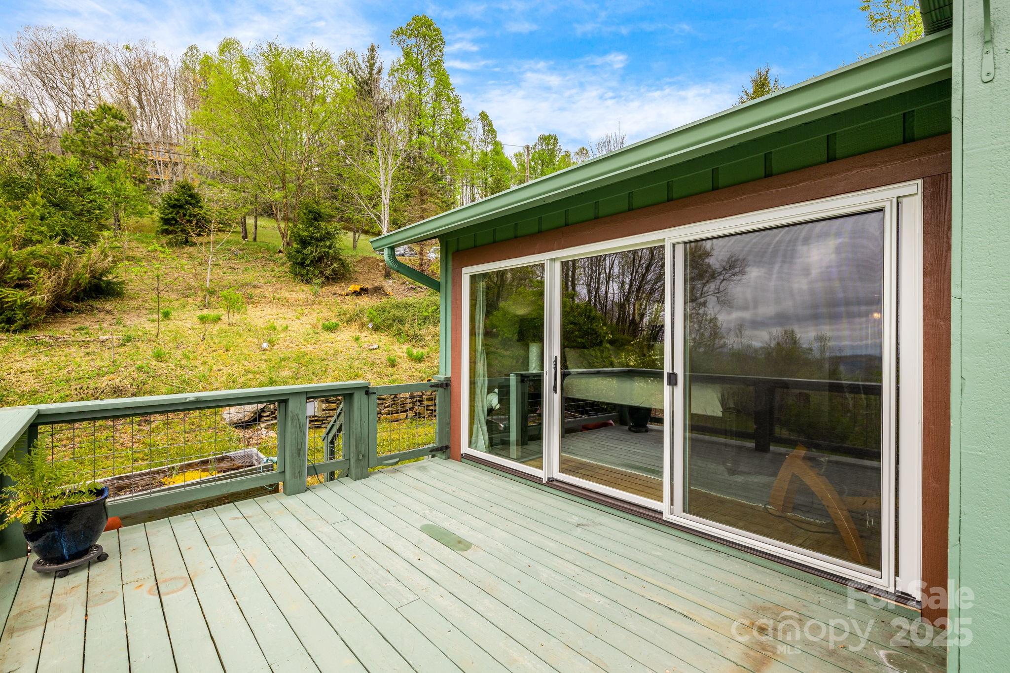 736 Banks Mountain Drive