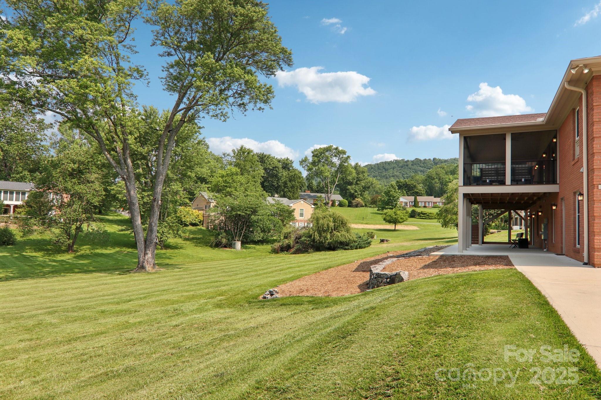 119 Hawthorn Drive