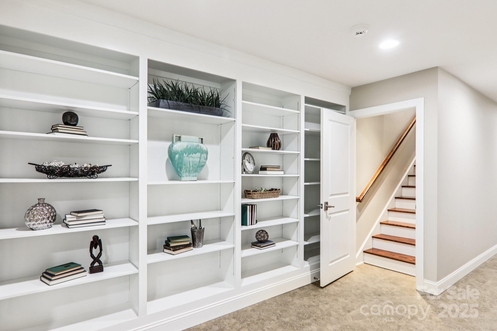 119 Hawthorn Drive