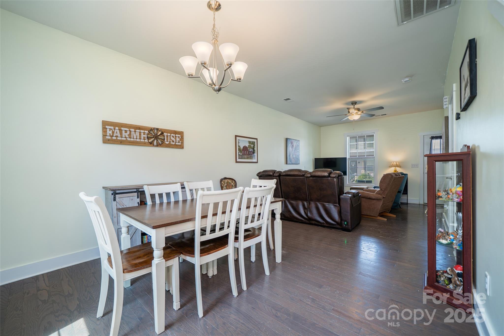 624 Cardwell Lane