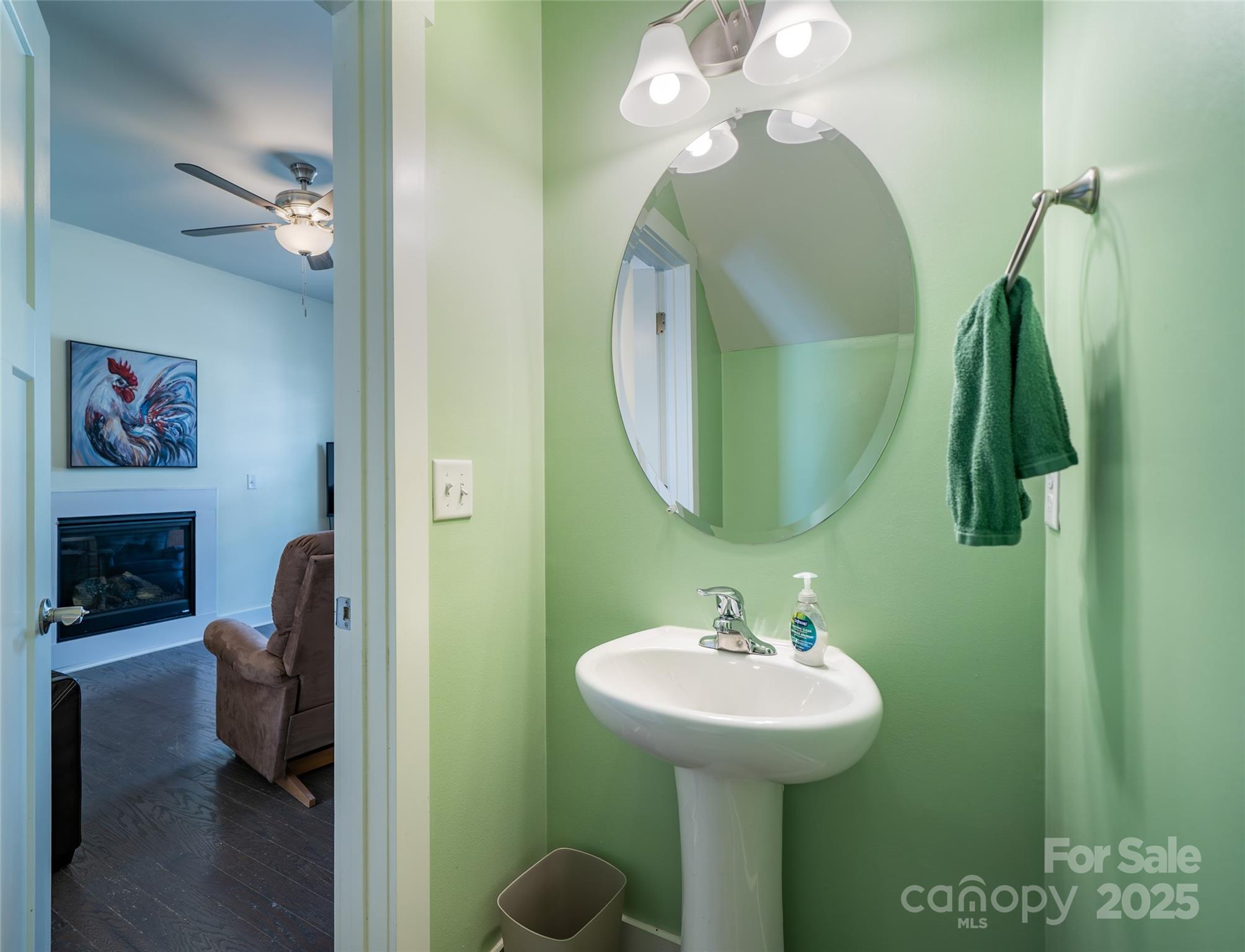 624 Cardwell Lane