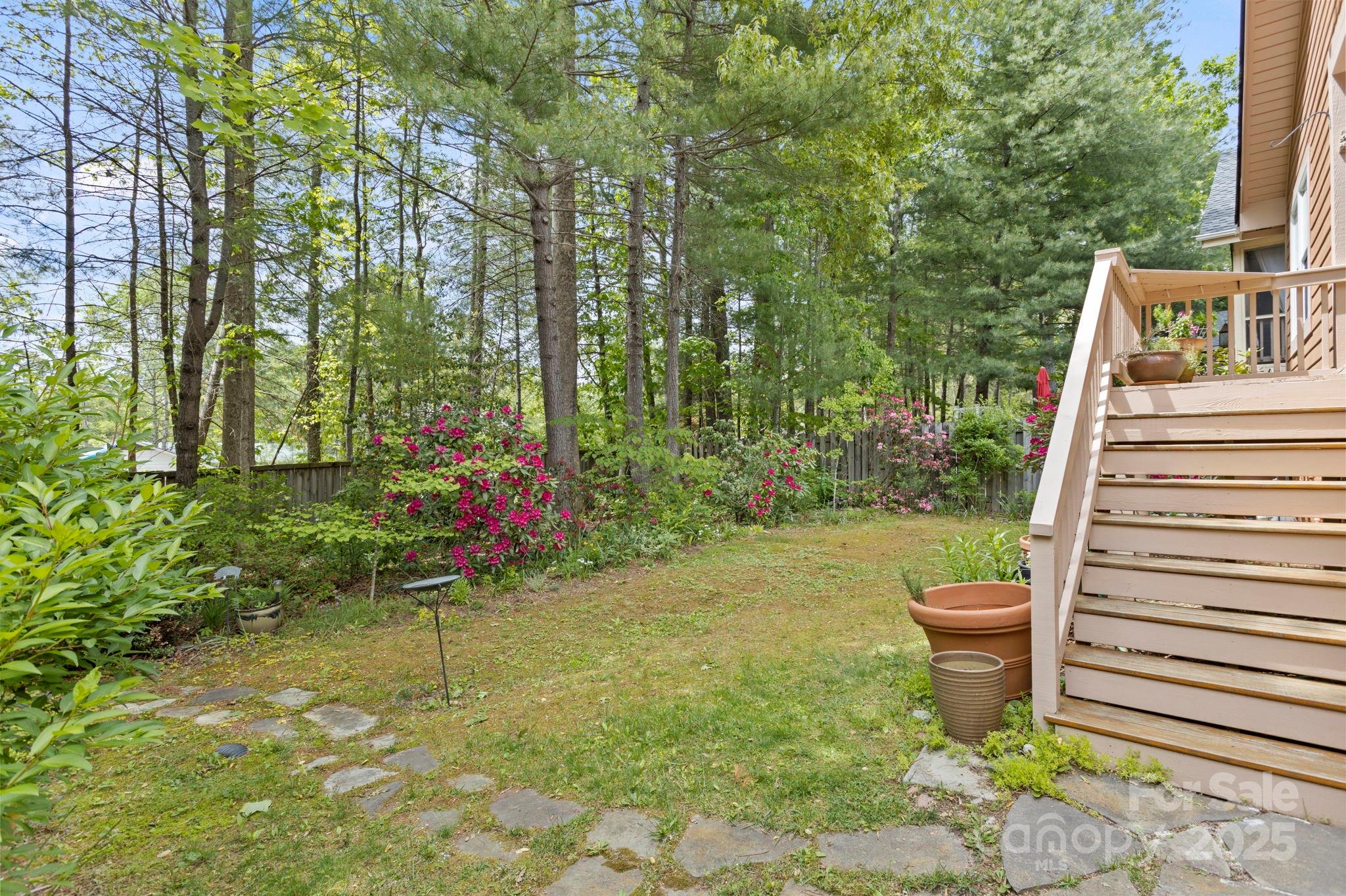 40 Avonlea Lane