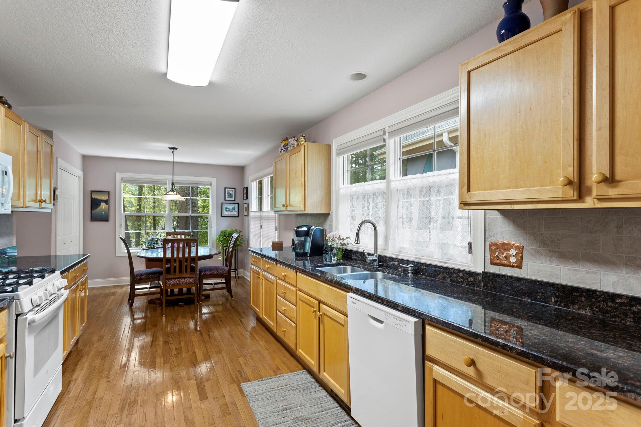 40 Avonlea Lane