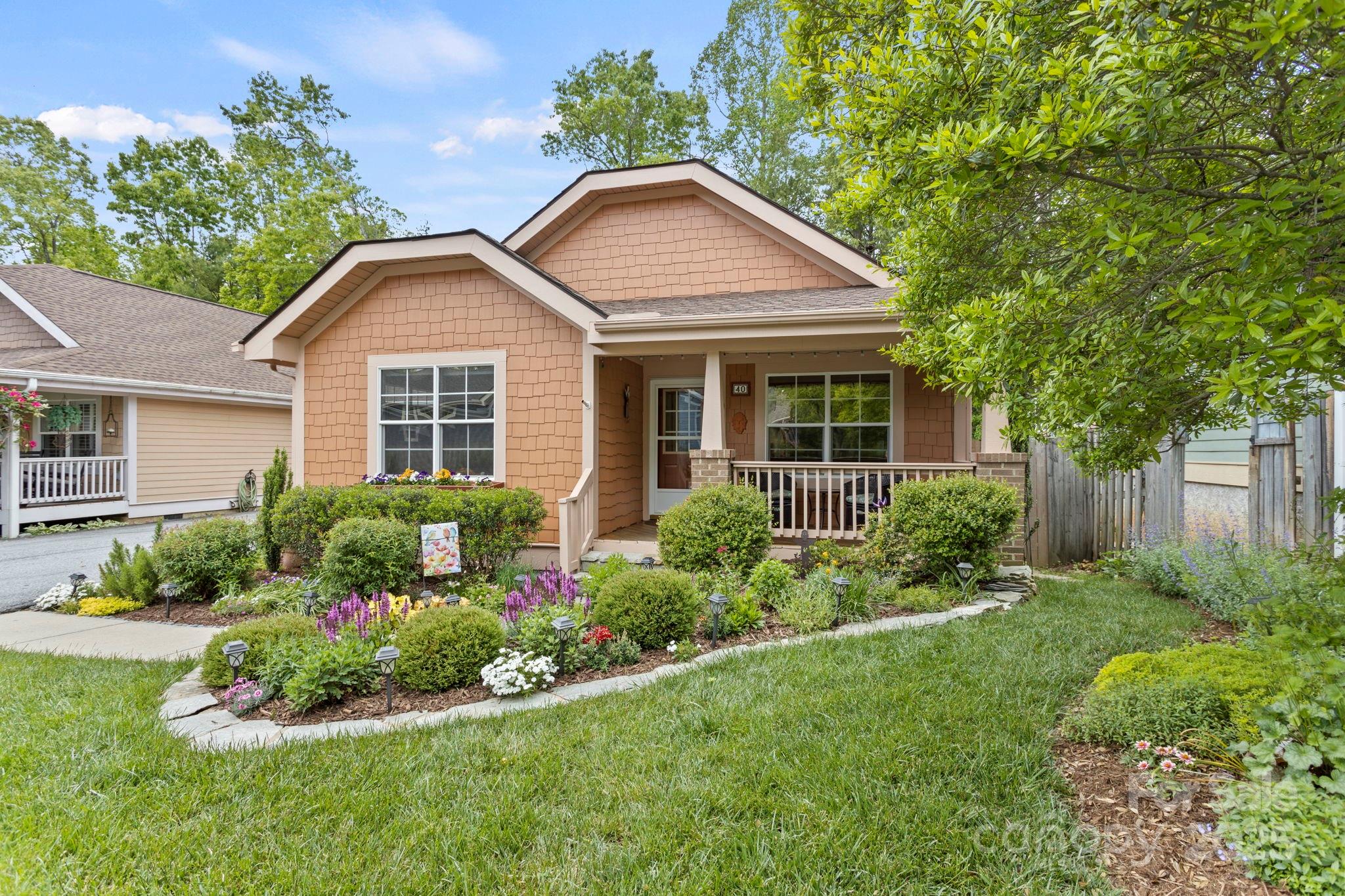 40 Avonlea Lane