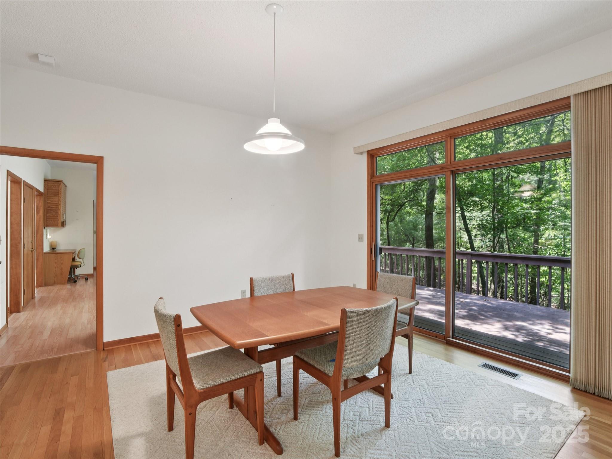 105 Sunningdale Drive