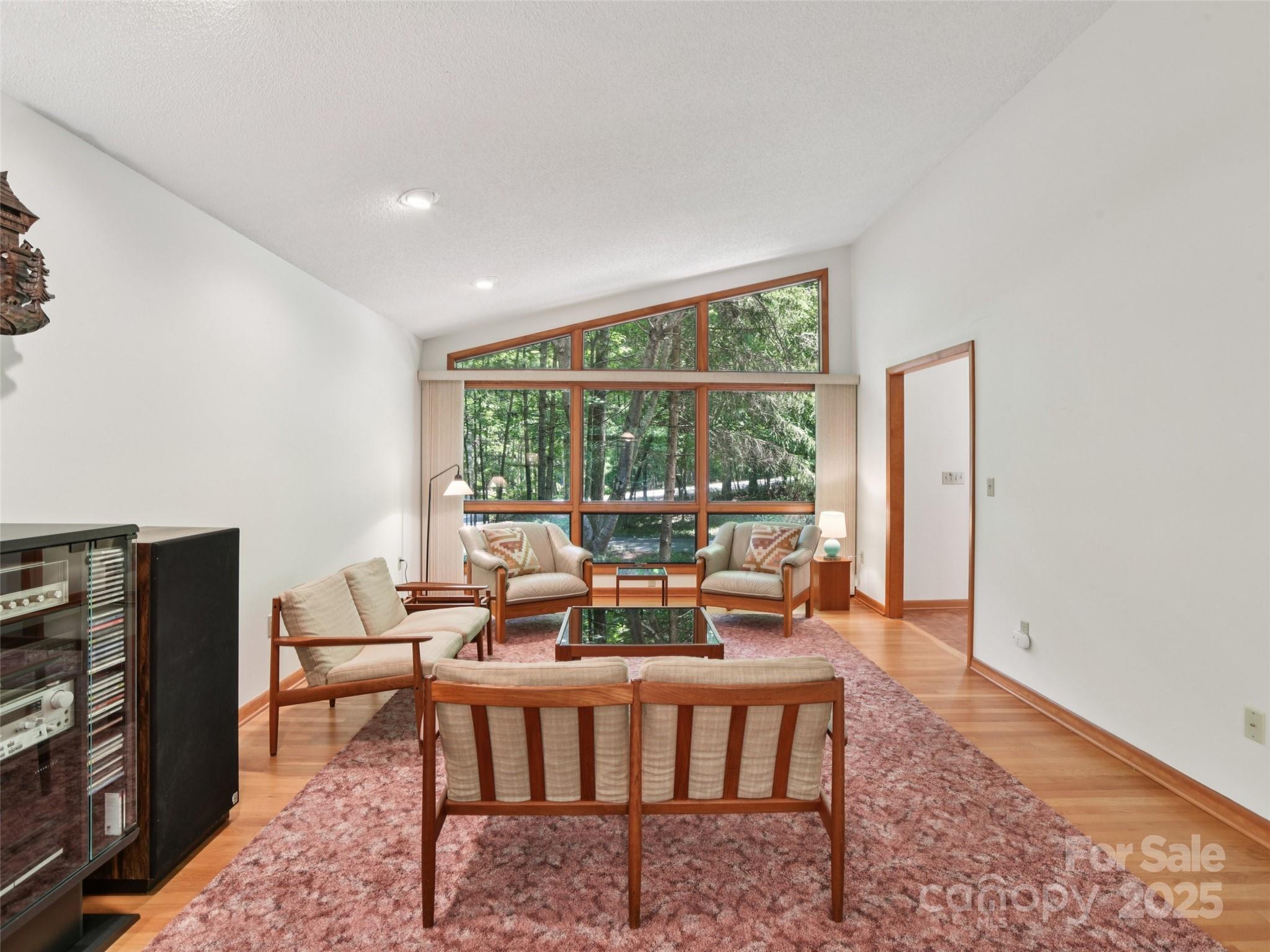 105 Sunningdale Drive