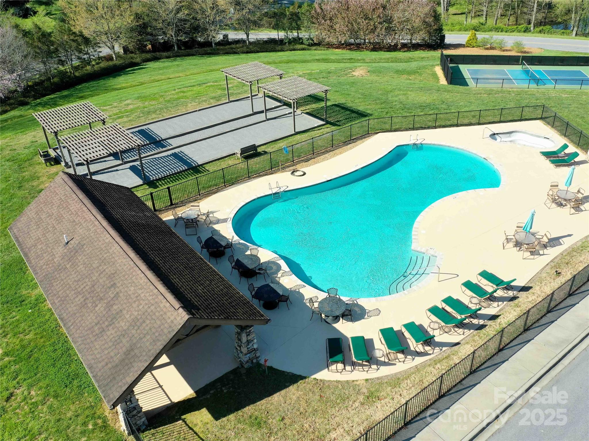 189 Cove Loop Road