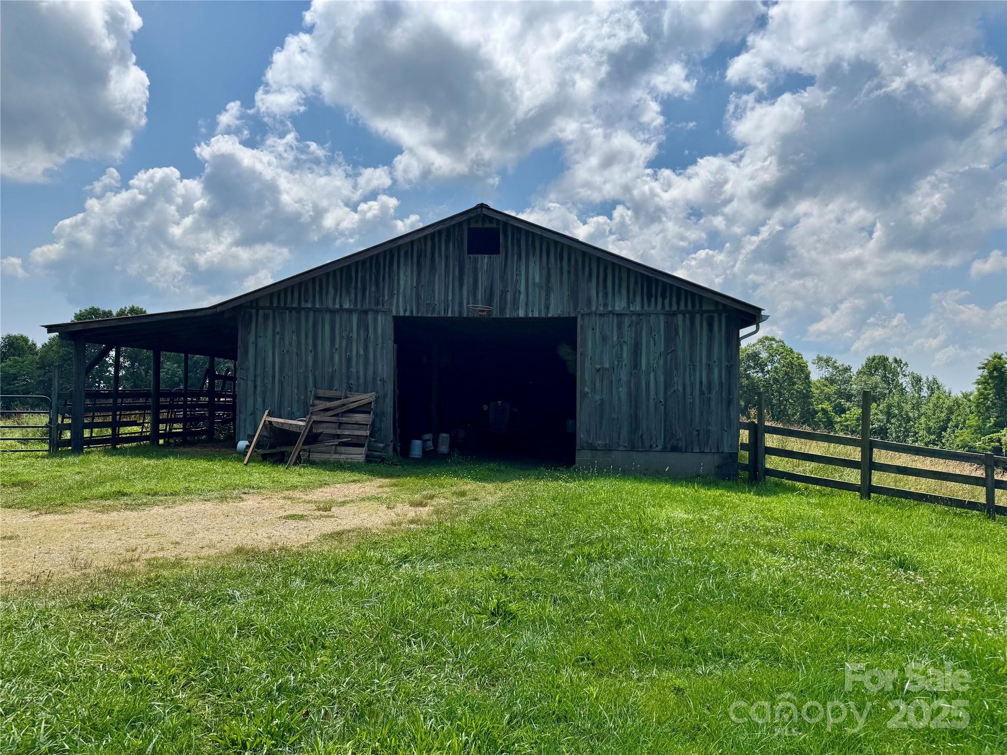 6369 Pinnacle Mountain Road