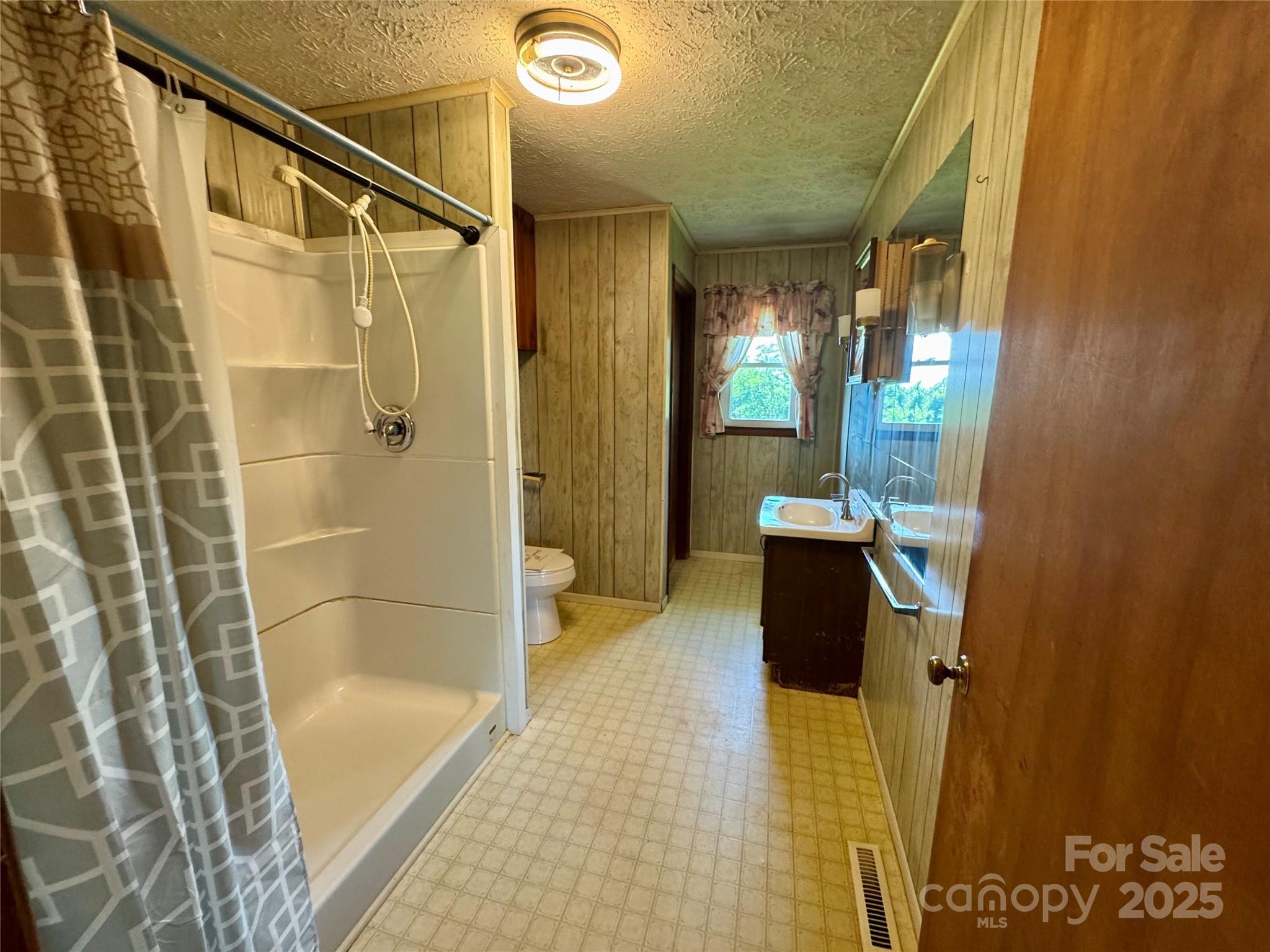 6369 Pinnacle Mountain Road