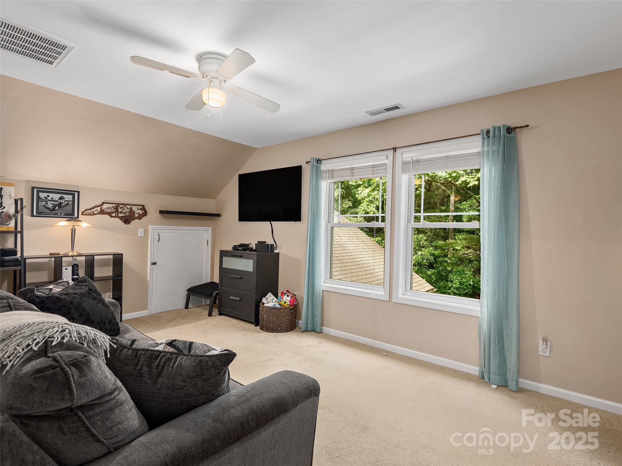 264 Charming Lane