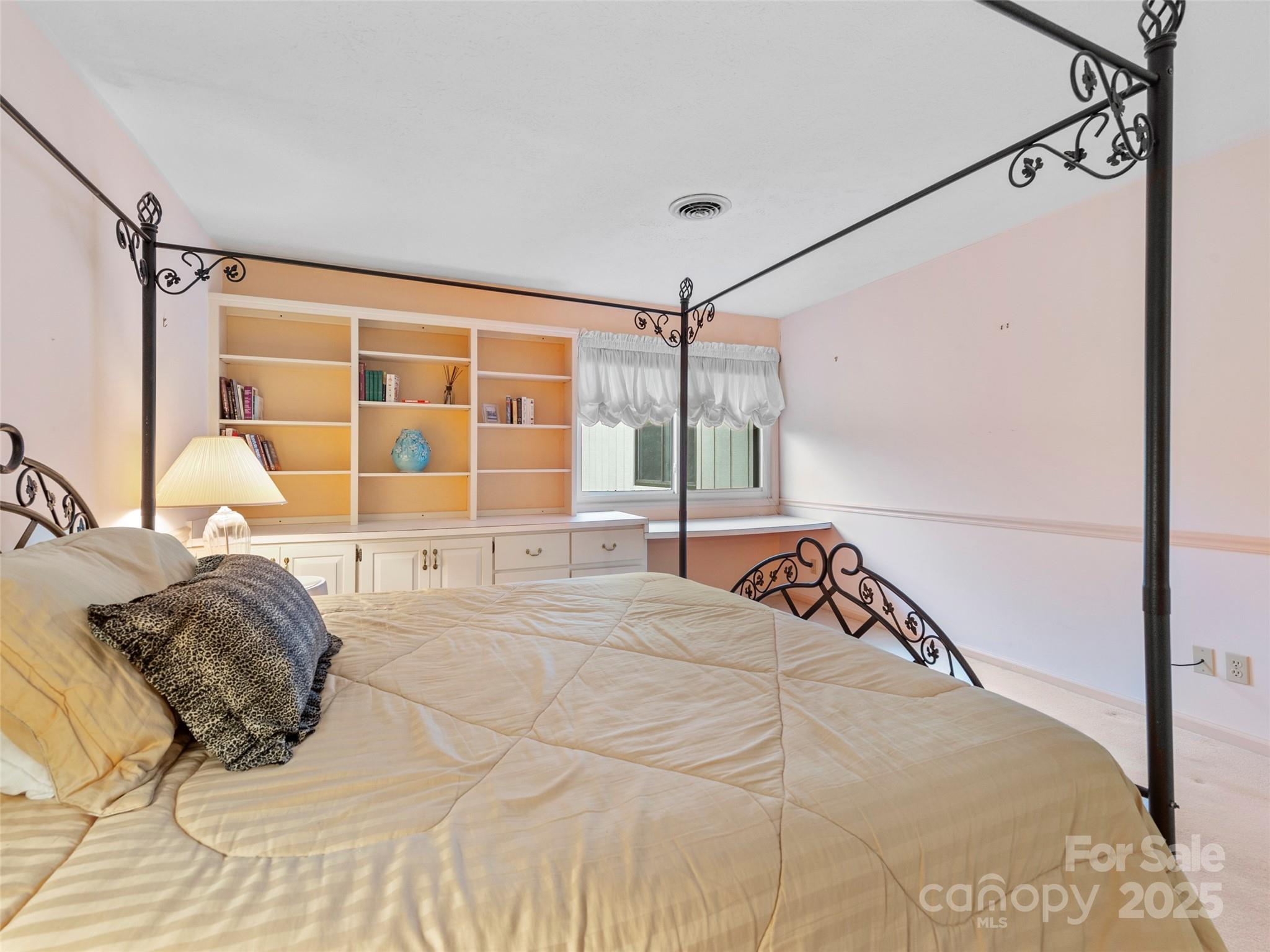 201 Juniper Lane