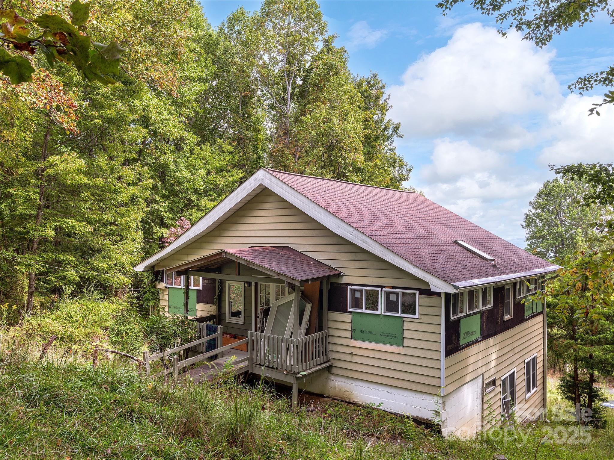 1475 Indian Cave Road